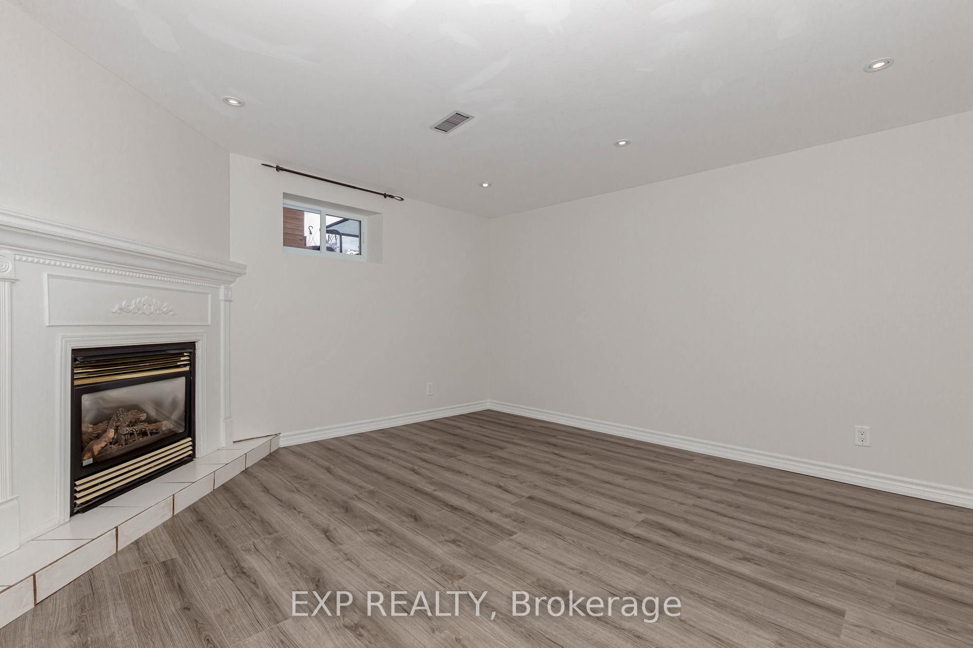 Photo 31 of 90 Welbourn Drive, Hamilton, Balfour — HOMEH
