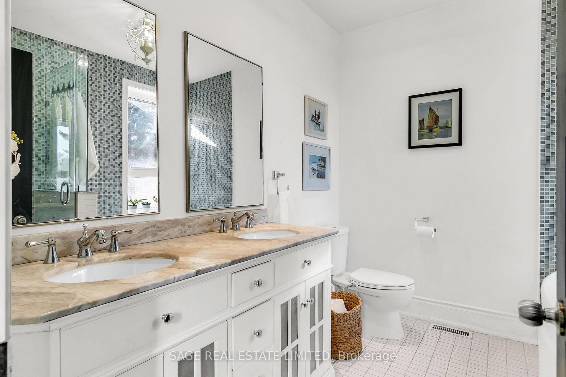 Photo 17 of 275 Woodfield Road, Toronto, Greenwood-Coxwell — HOMEH