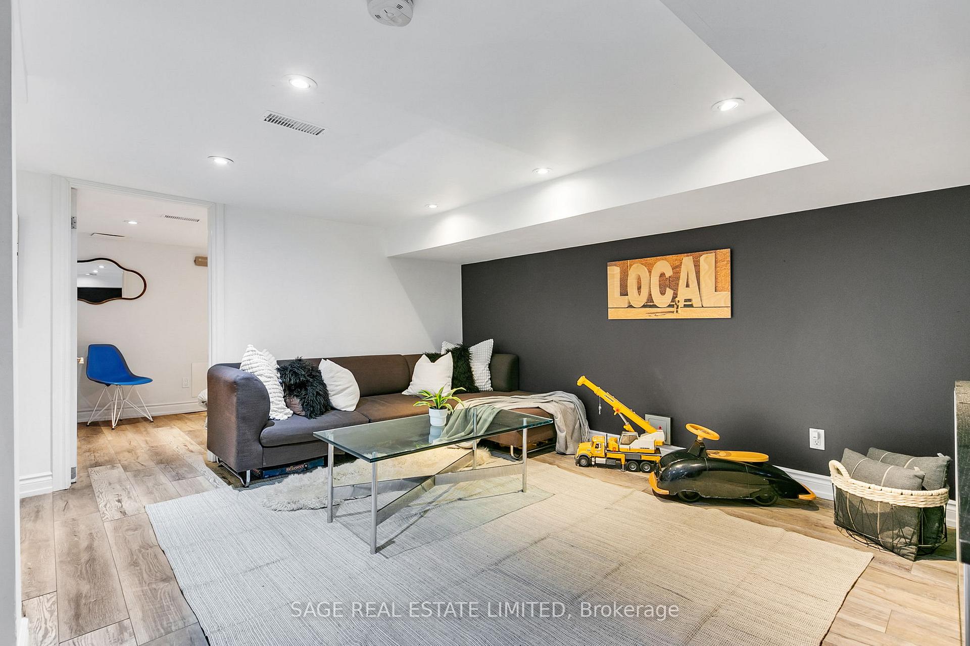 Photo 29 of 275 Woodfield Road, Toronto, Greenwood-Coxwell — HOMEH