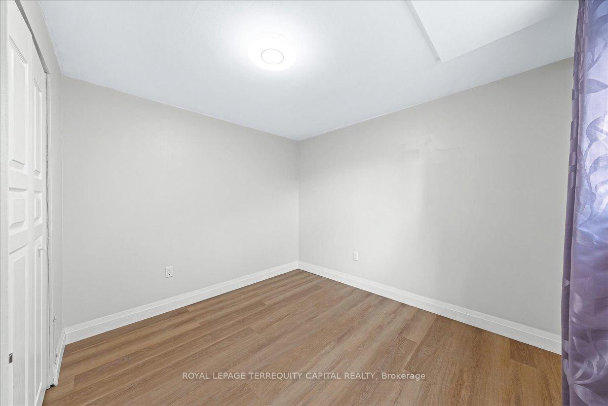 Photo 25 of Unit Lower, 224 Walnut Crescent, Barrie, Bayshore — HOMEH