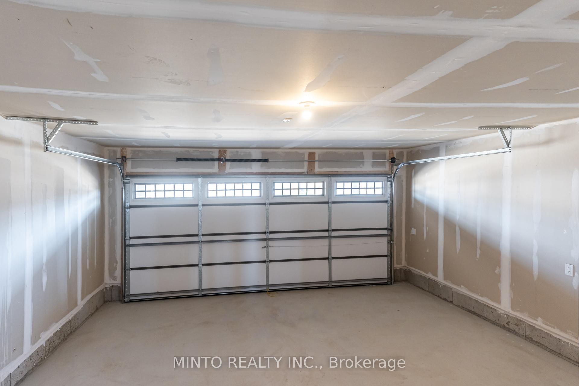 Photo 34 of 2453 Verne Bowen Street, Oshawa, Kedron — HOMEH