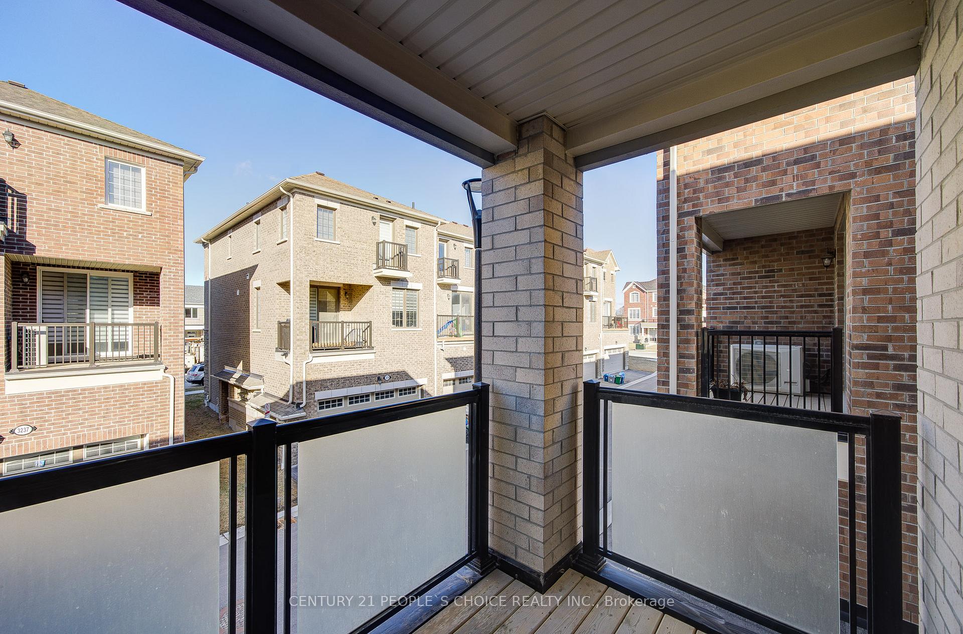 Photo 17 of 3322 Thunderbird Promenade, Pickering, Rural Pickering — HOMEH
