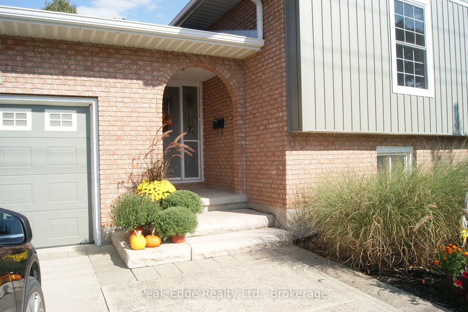 Photo 3 of 671 21st A Avenue, Hanover — HOMEH
