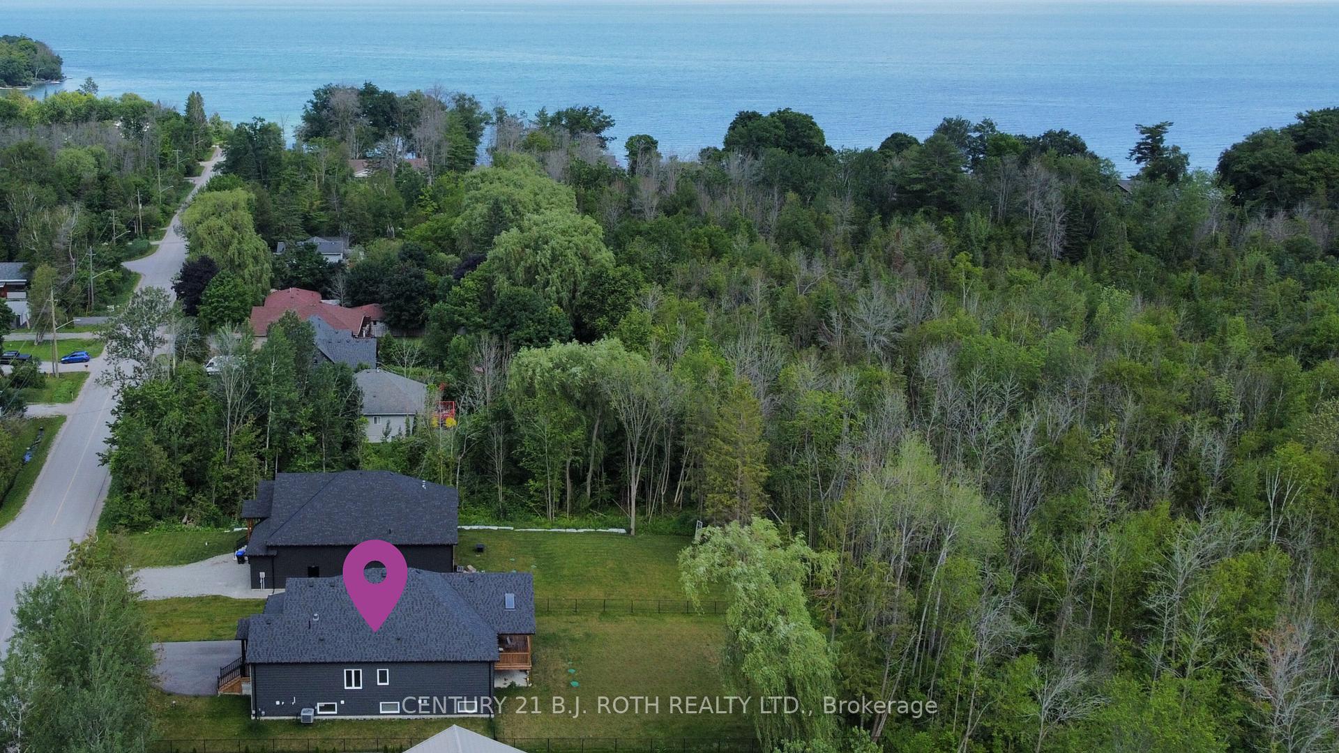 Photo 1 of 527 Mapleview Drive E, Innisfil, Rural Innisfil — HOMEH