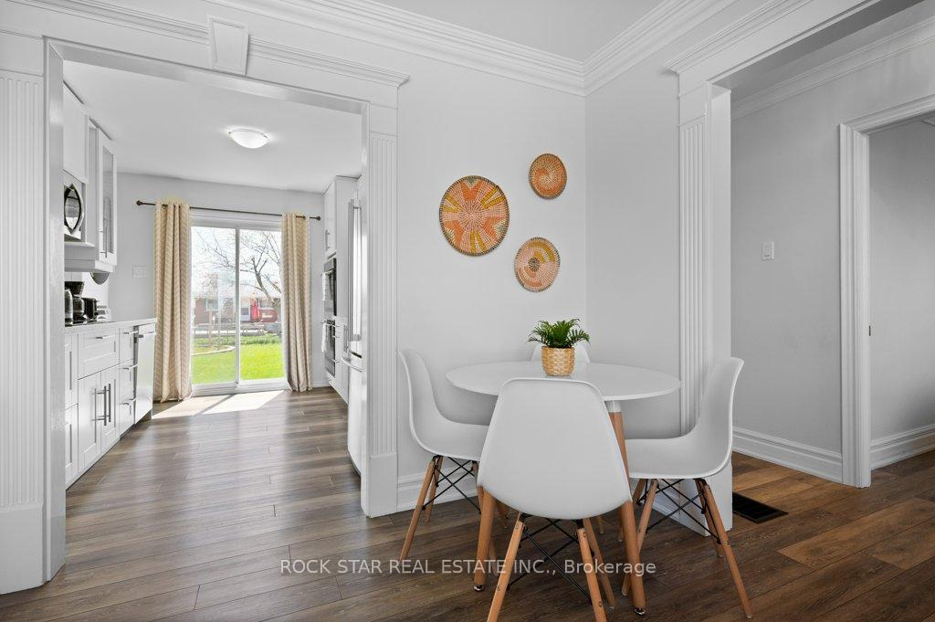 Photo 6 of 830 Mohawk Road E, Hamilton, Hampton Heights — HOMEH