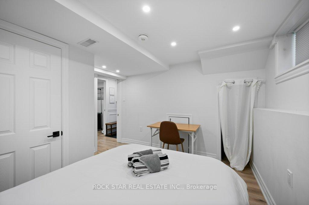 Photo 18 of 830 Mohawk Road E, Hamilton, Hampton Heights — HOMEH