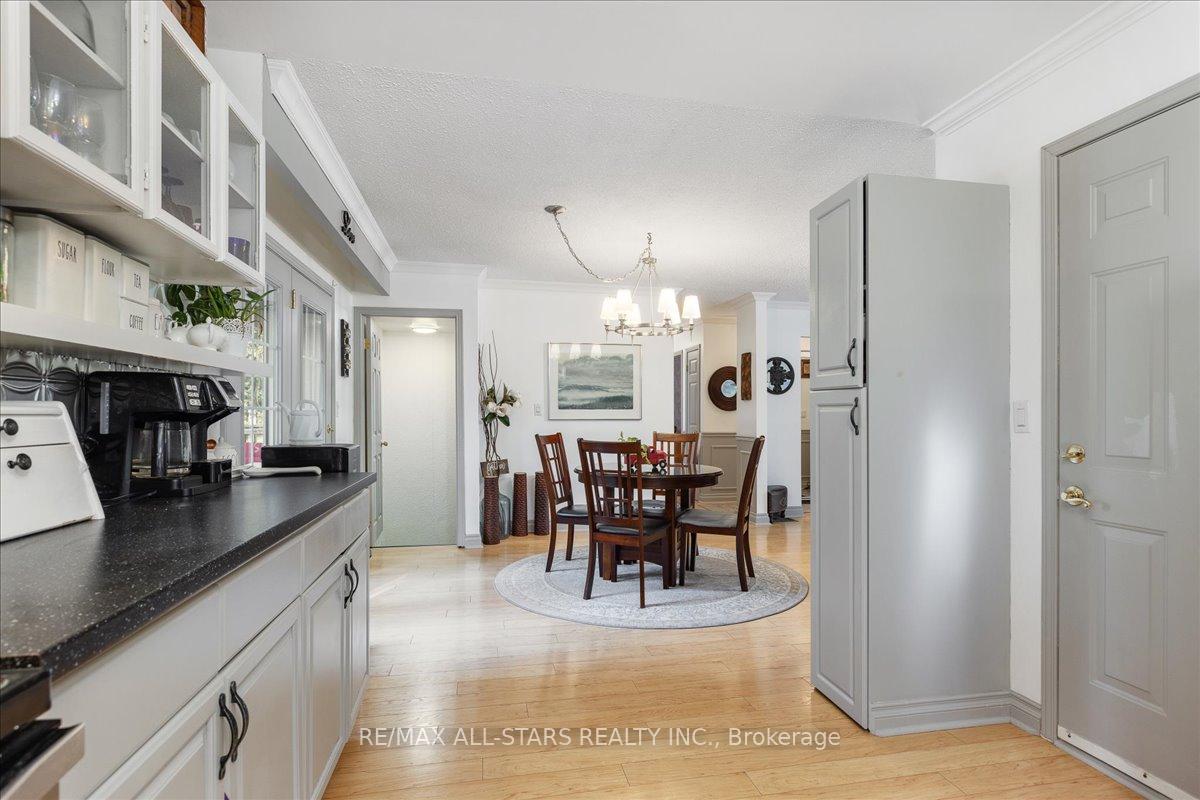 Photo 7 of 20 James Street, Georgina, Pefferlaw — HOMEH