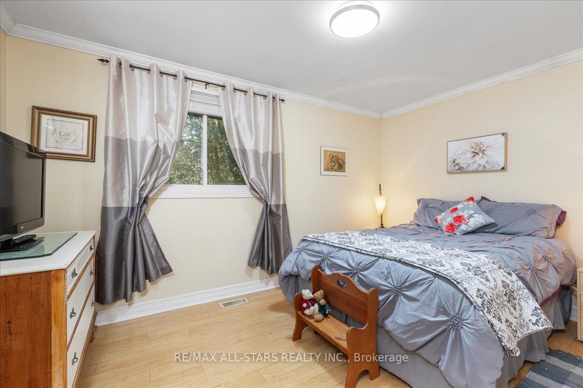 Photo 9 of 20 James Street, Georgina, Pefferlaw — HOMEH