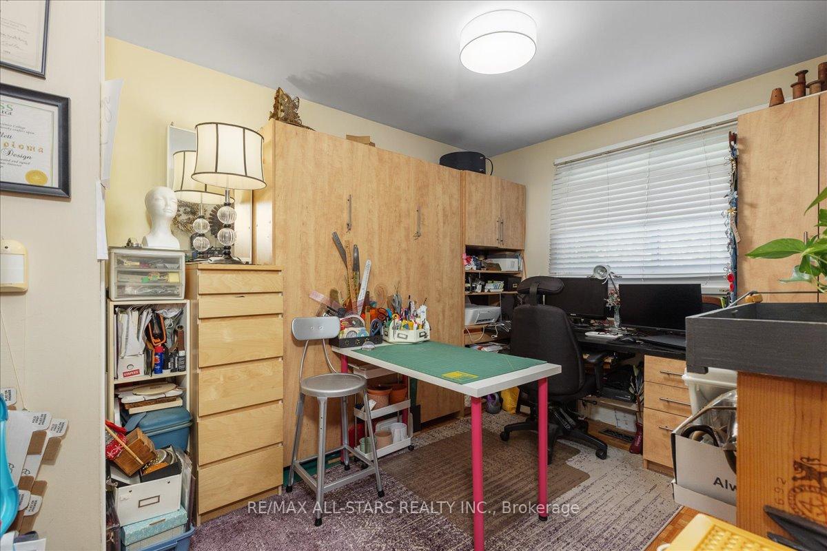 Photo 18 of 20 James Street, Georgina, Pefferlaw — HOMEH