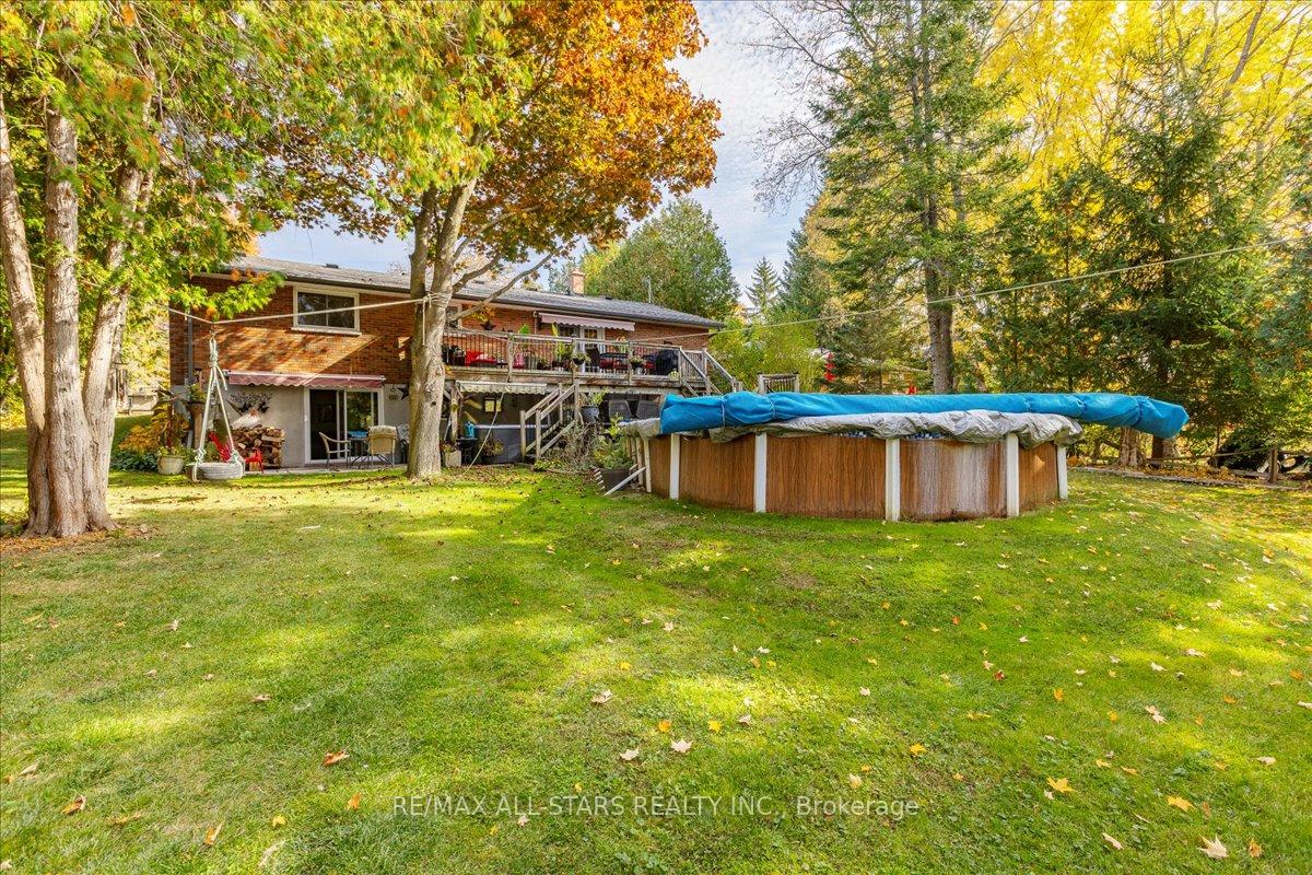 Photo 23 of 20 James Street, Georgina, Pefferlaw — HOMEH