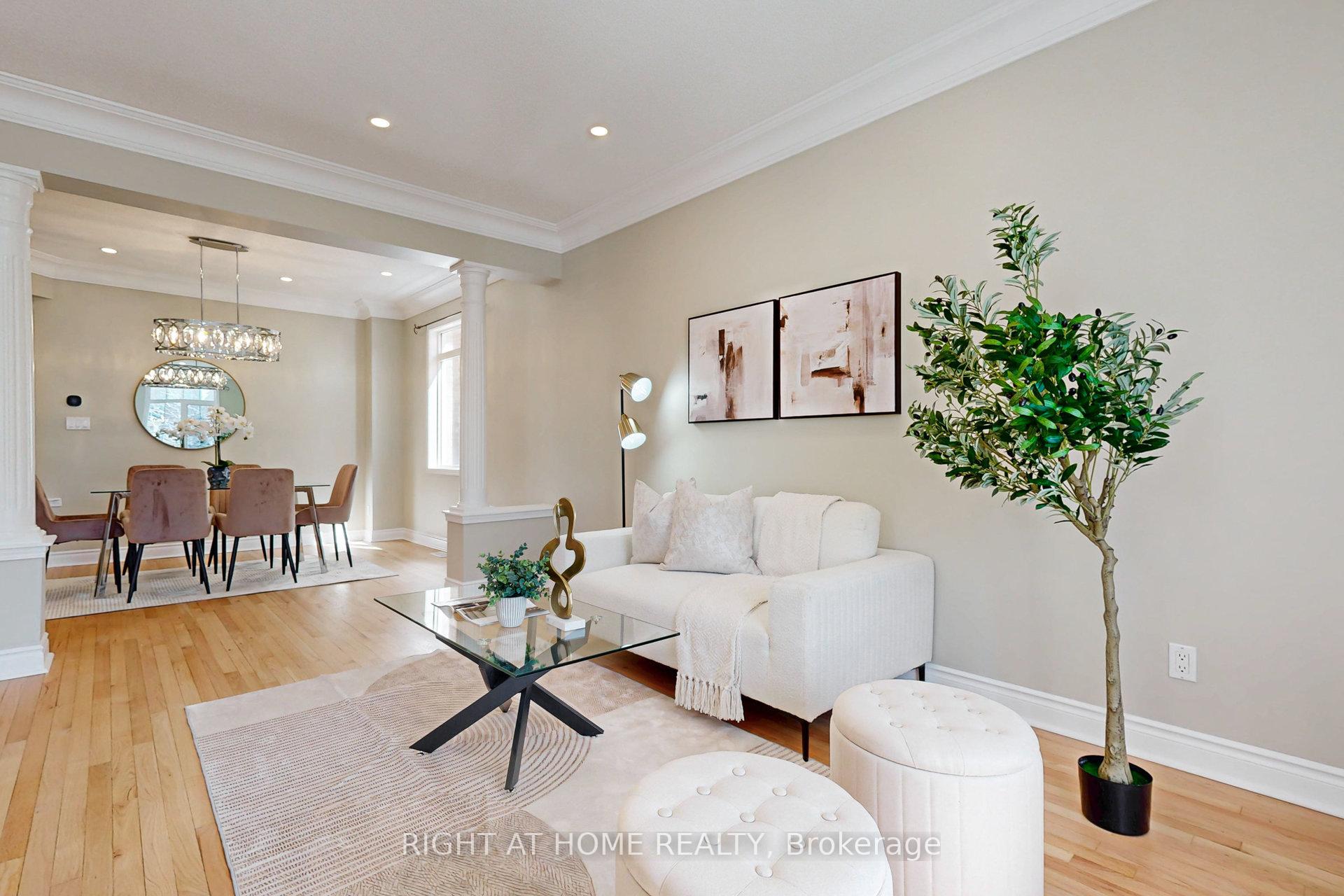 Photo 5 of 14 Down Crescent, Ajax, Northwest Ajax — HOMEH