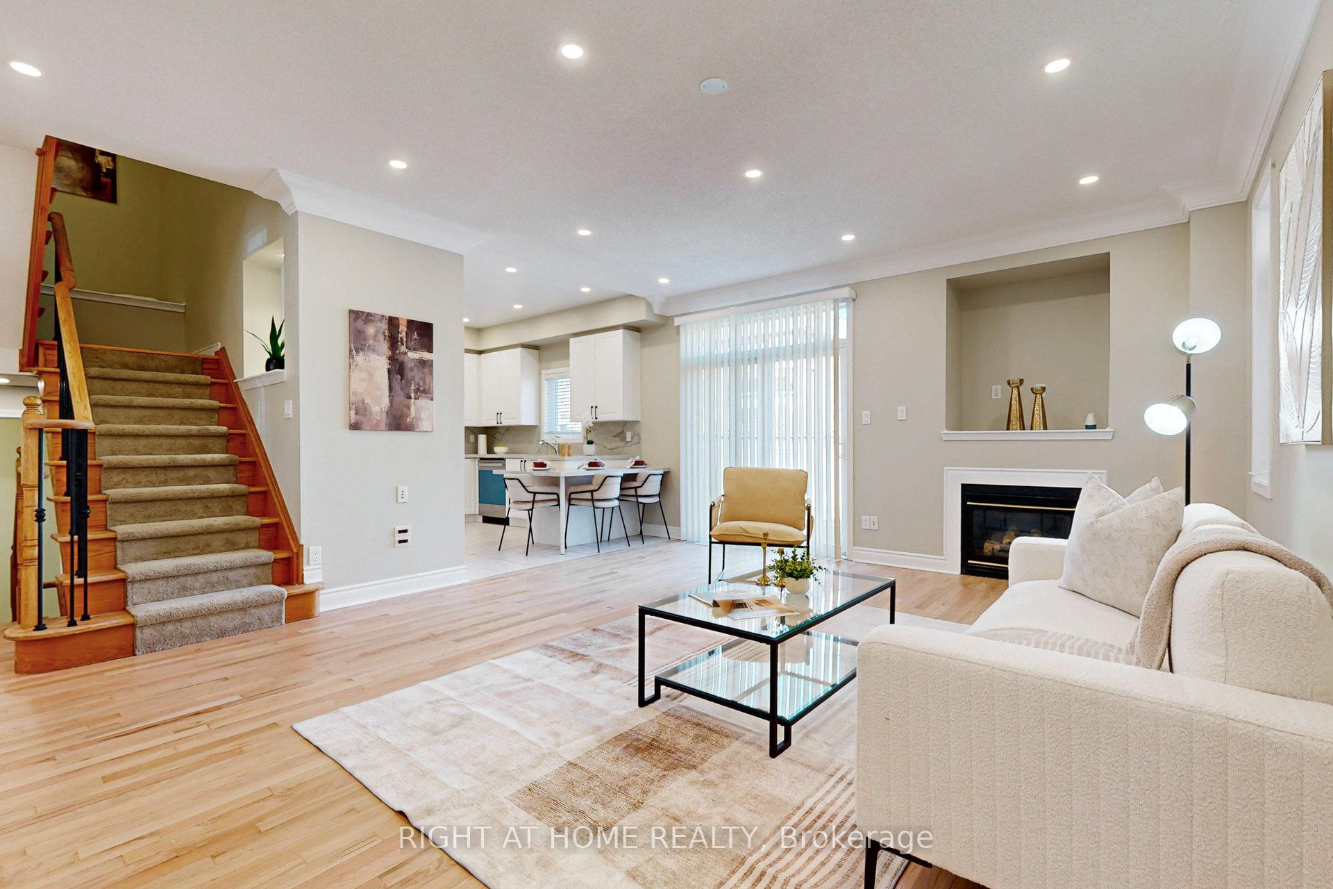 Photo 7 of 14 Down Crescent, Ajax, Northwest Ajax — HOMEH