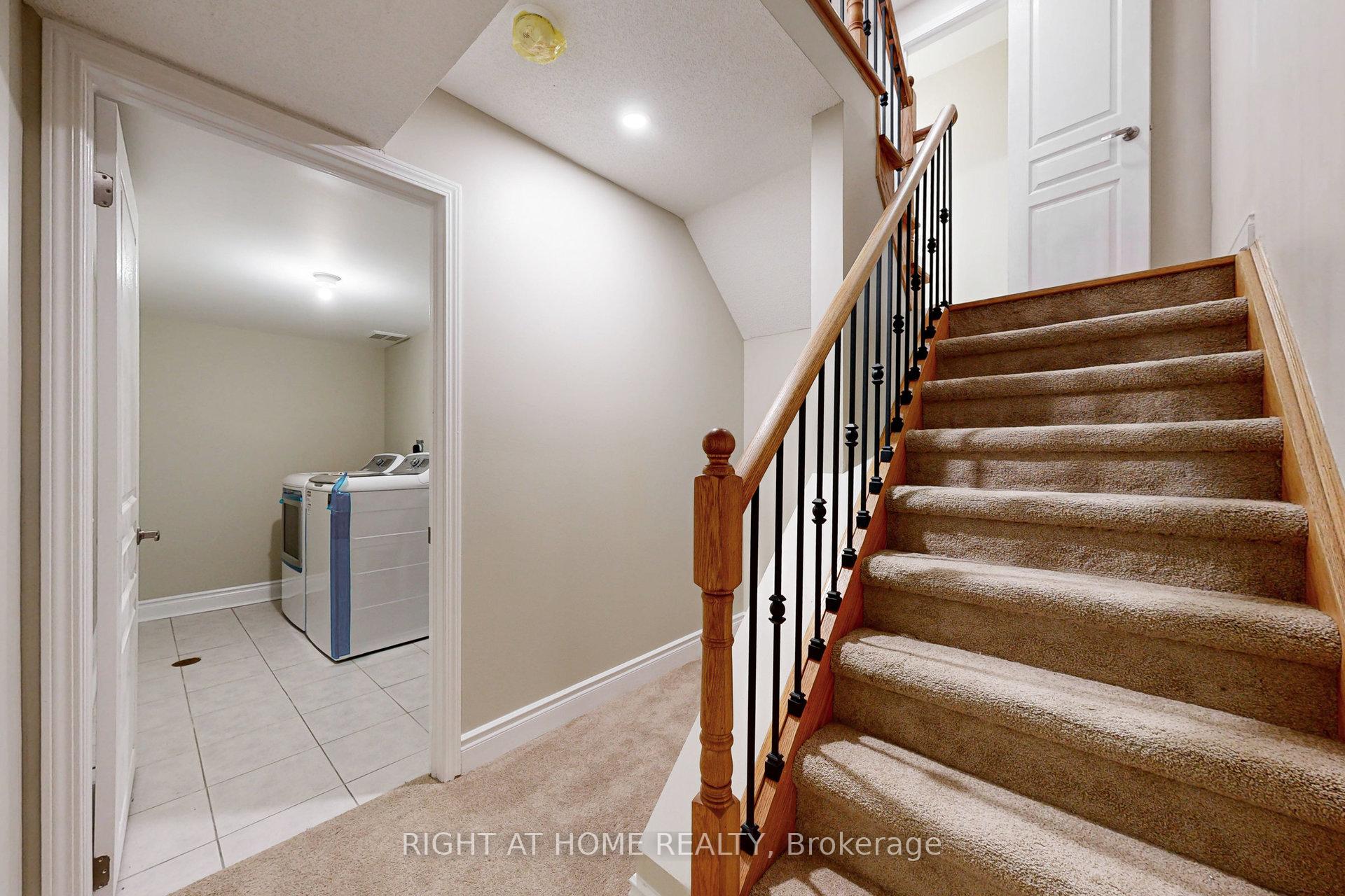 Photo 41 of 14 Down Crescent, Ajax, Northwest Ajax — HOMEH