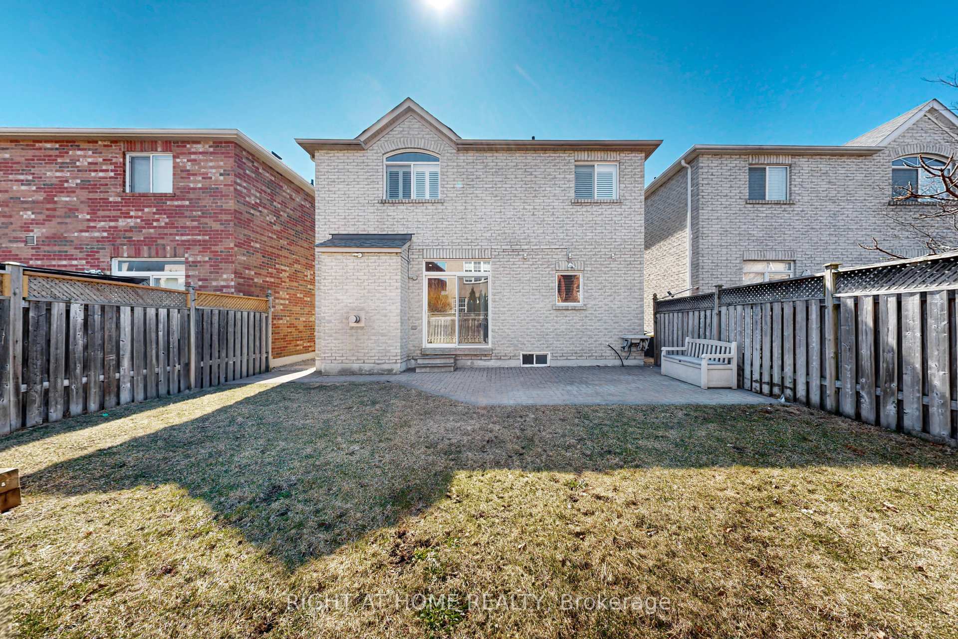 Photo 49 of 14 Down Crescent, Ajax, Northwest Ajax — HOMEH