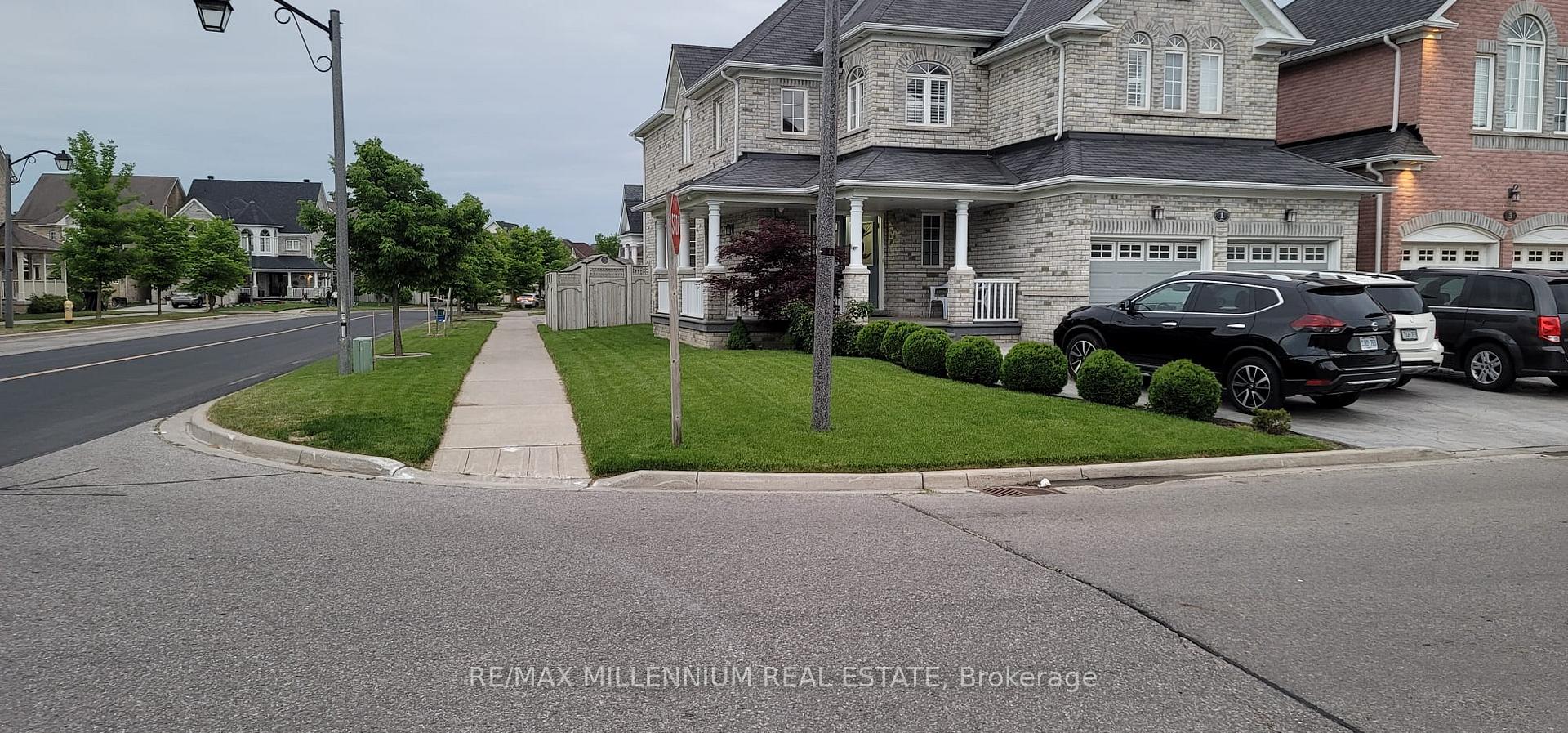 Photo 7 of 1 Bracknell Avenue, Markham, Berczy — HOMEH