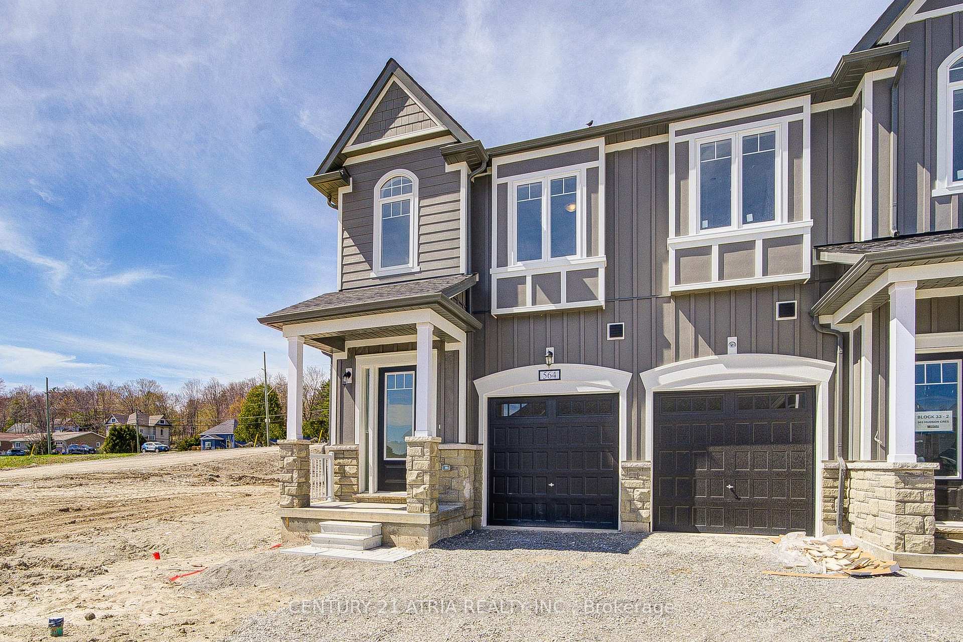 Front of 564 Hudson Crescent