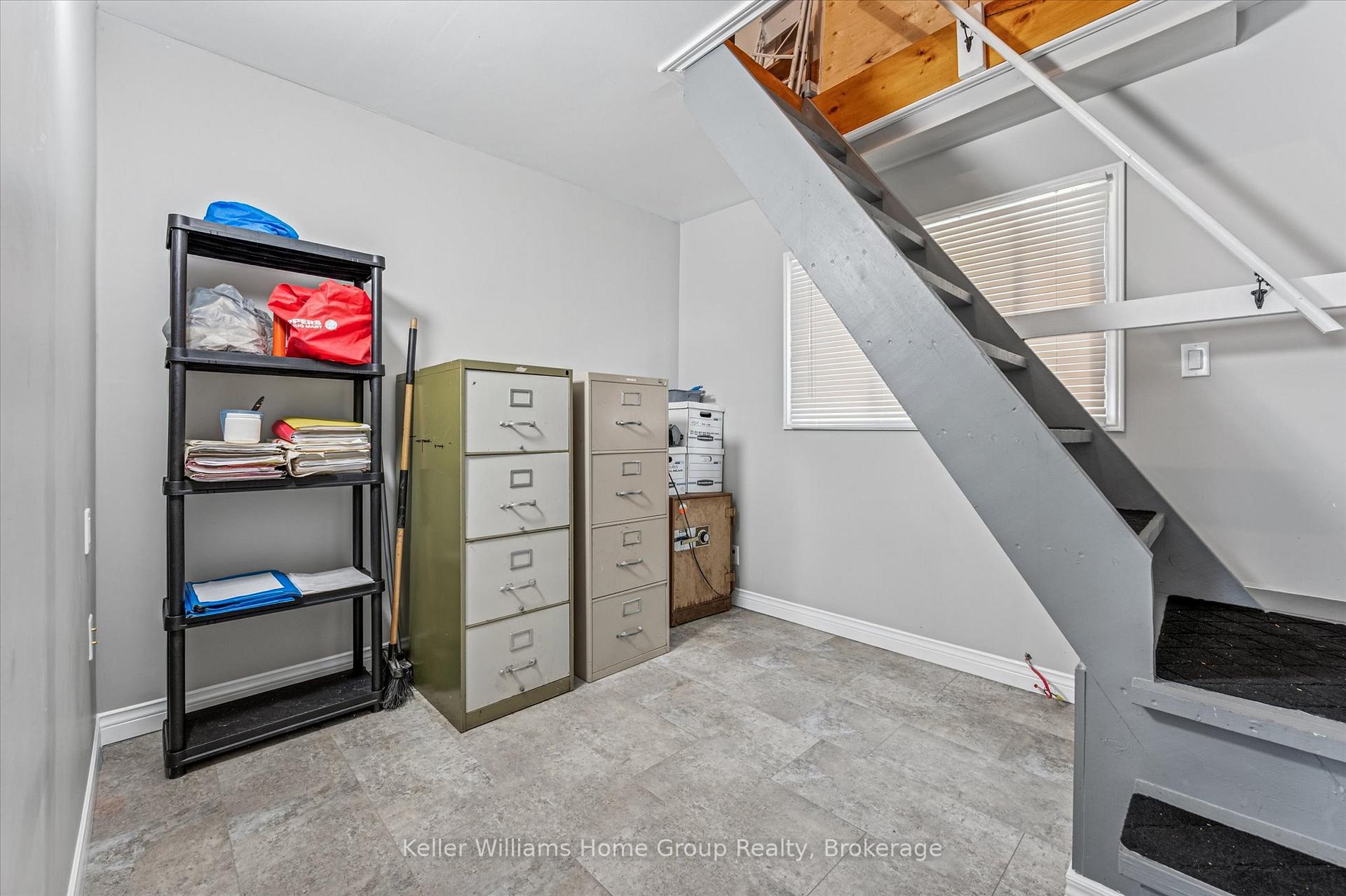 Photo 26 of 56 Hayes Avenue, Guelph, St. Patrick's Ward — HOMEH