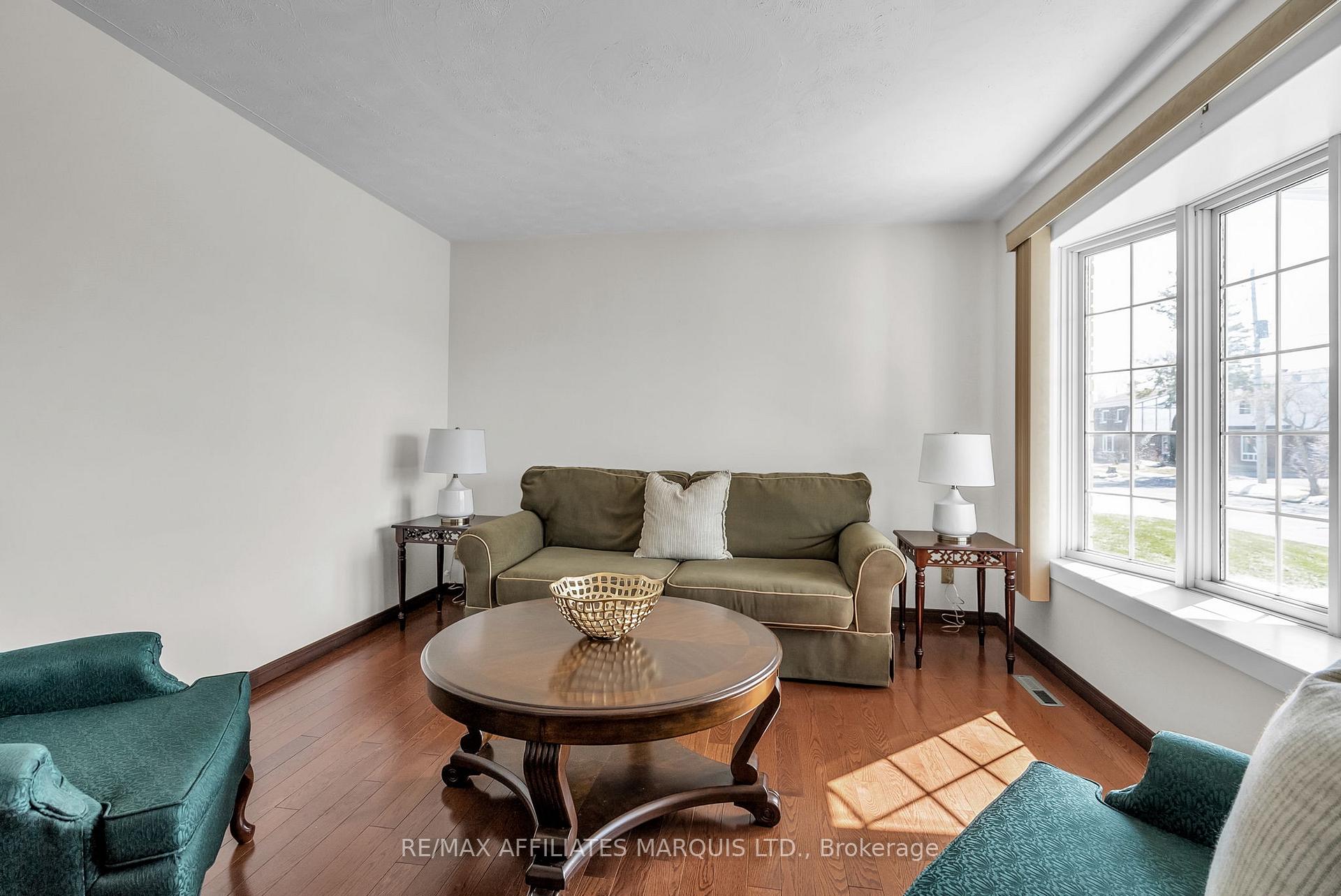 Photo 5 of 417 Lynwood Drive, Cornwall — HOMEH