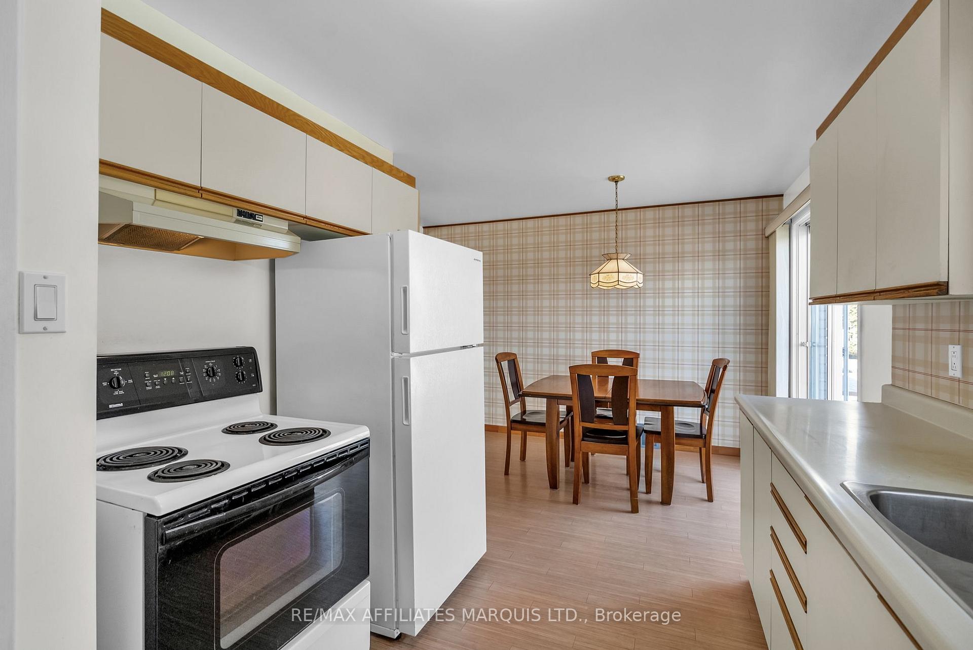 Photo 11 of 417 Lynwood Drive, Cornwall — HOMEH