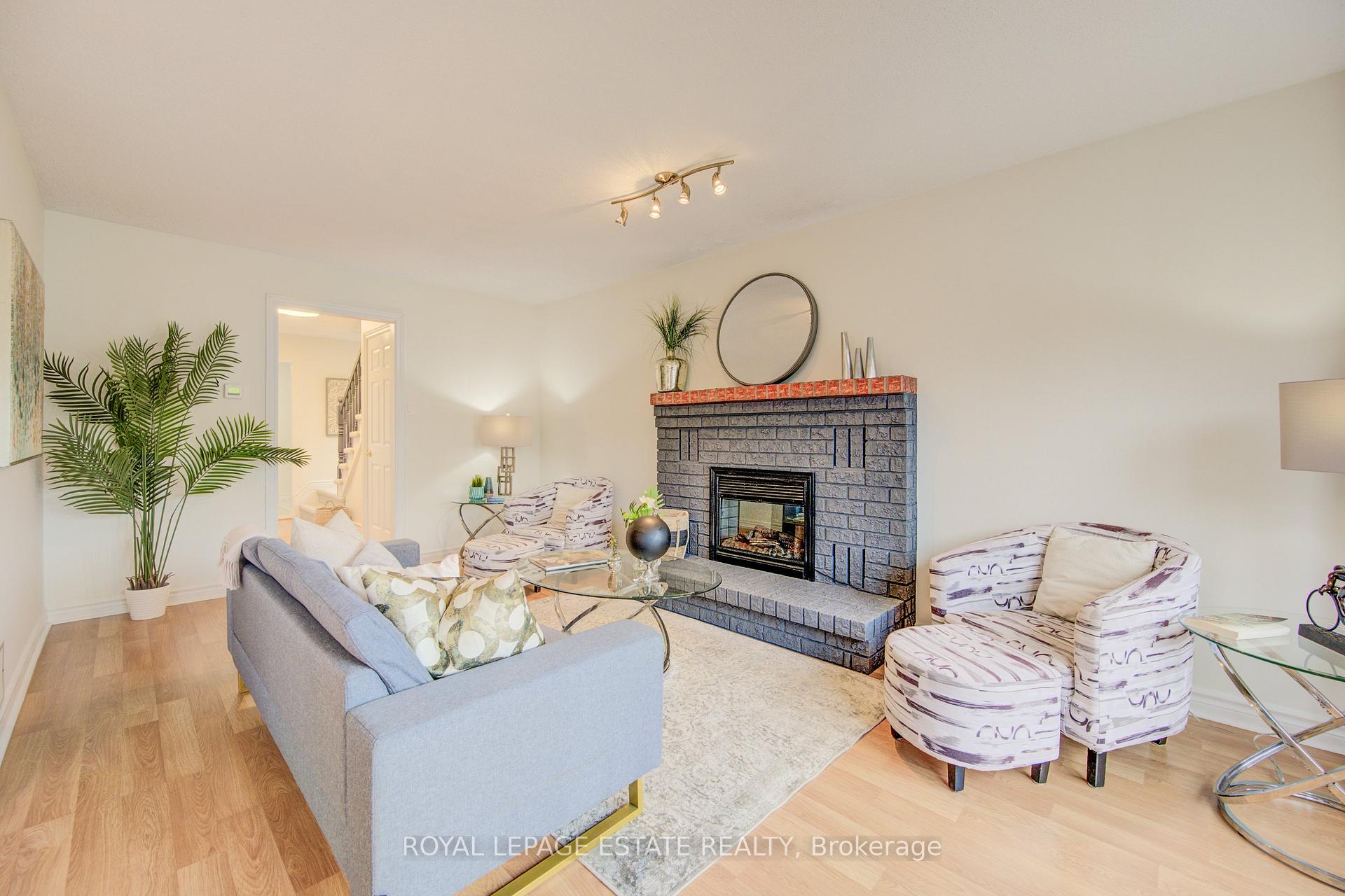 Photo 8 of 22 Tomahawk Drive, Grimsby, Grimsby East — HOMEH