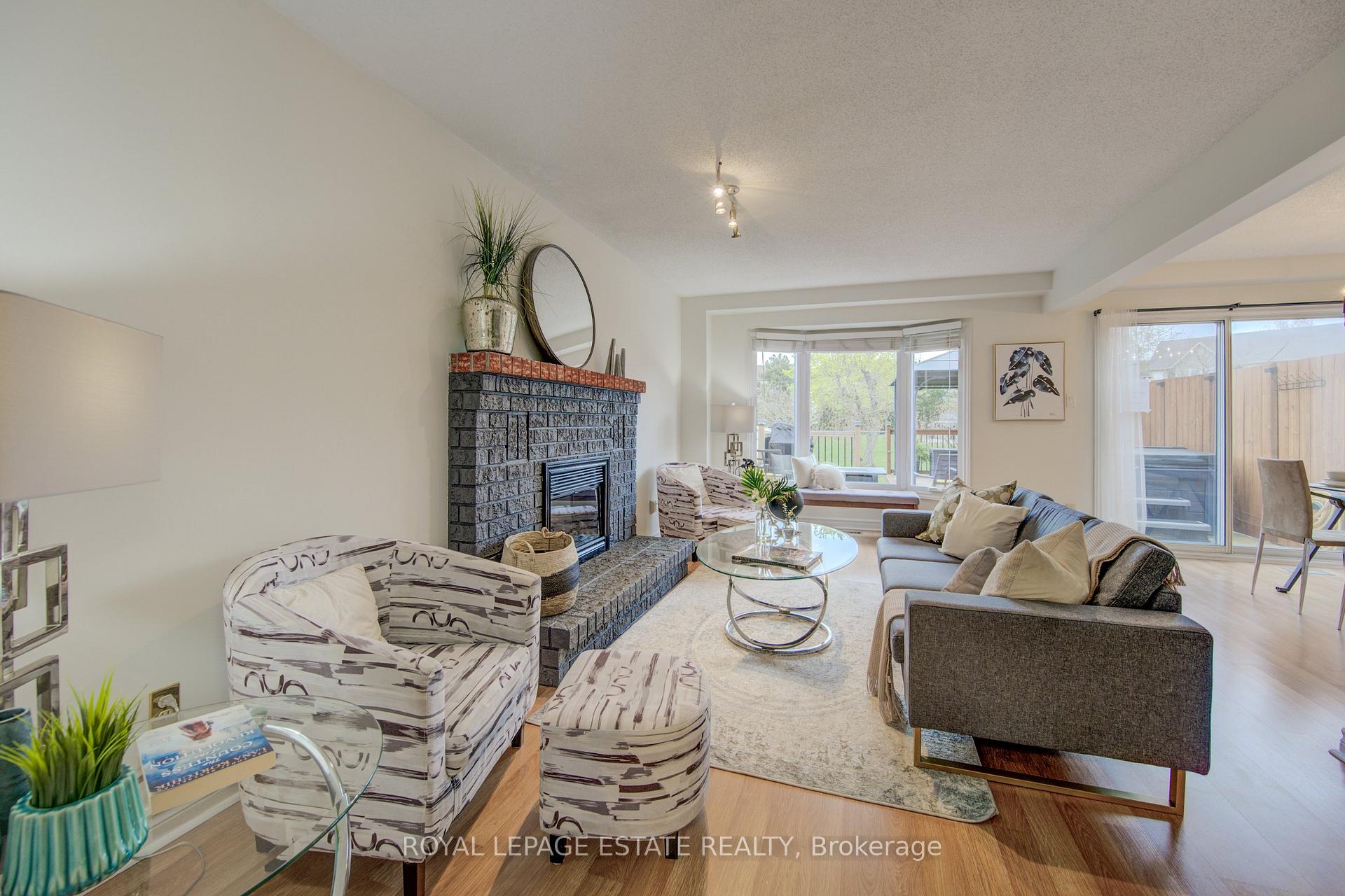 Photo 9 of 22 Tomahawk Drive, Grimsby, Grimsby East — HOMEH