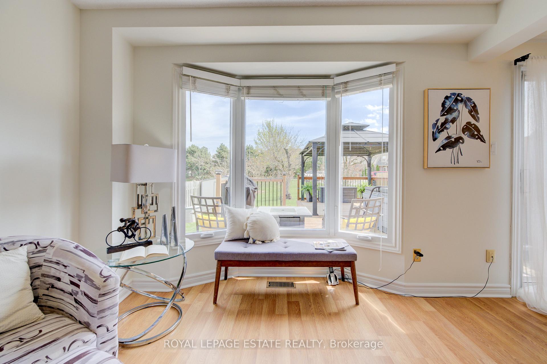 Photo 11 of 22 Tomahawk Drive, Grimsby, Grimsby East — HOMEH