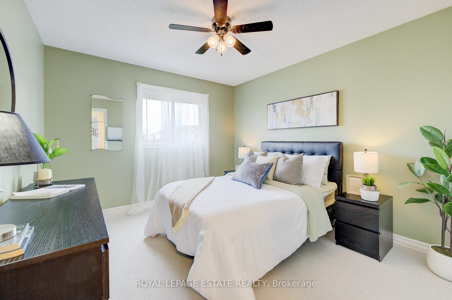 Photo 17 of 22 Tomahawk Drive, Grimsby, Grimsby East — HOMEH
