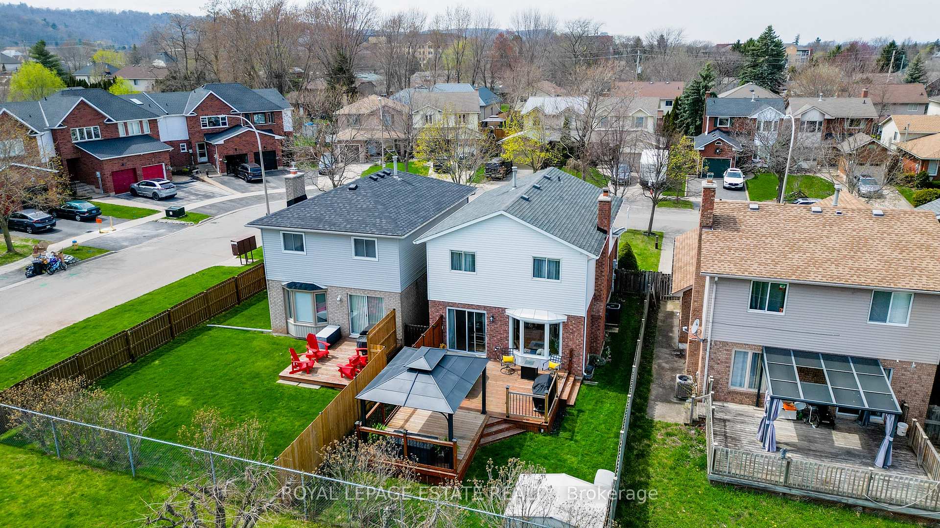 Photo 27 of 22 Tomahawk Drive, Grimsby, Grimsby East — HOMEH