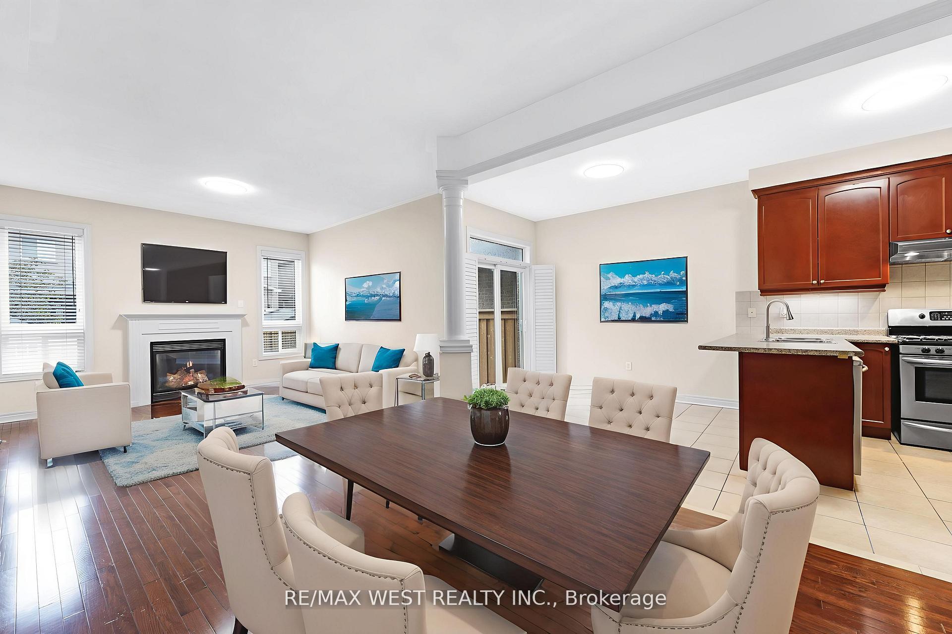 Photo 2 of 102 Everingham Circle, Brampton, Sandringham-Wellington — HOMEH