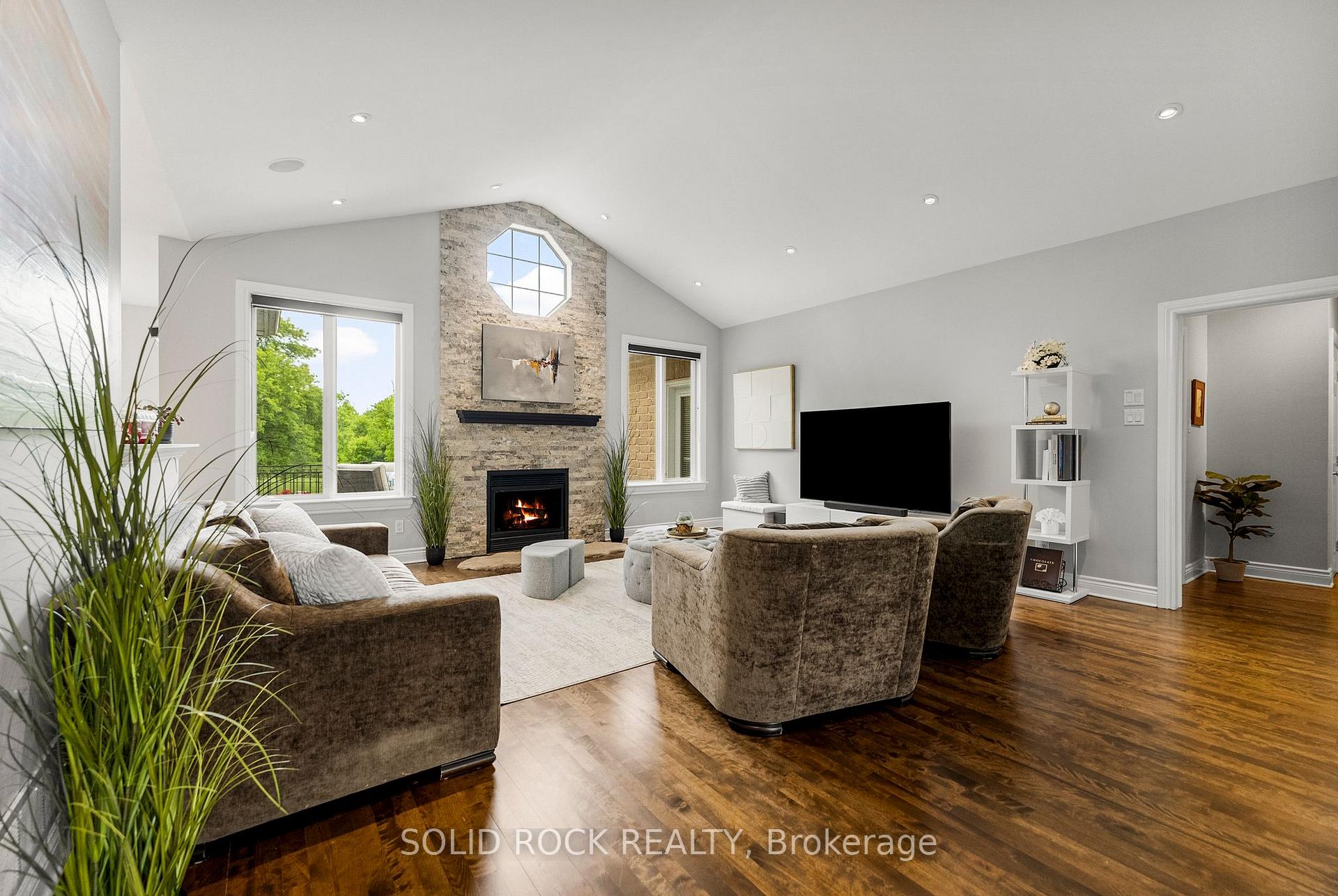 Photo 5 of 6218 Deermeadow Drive, Ottawa, Greely — HOMEH