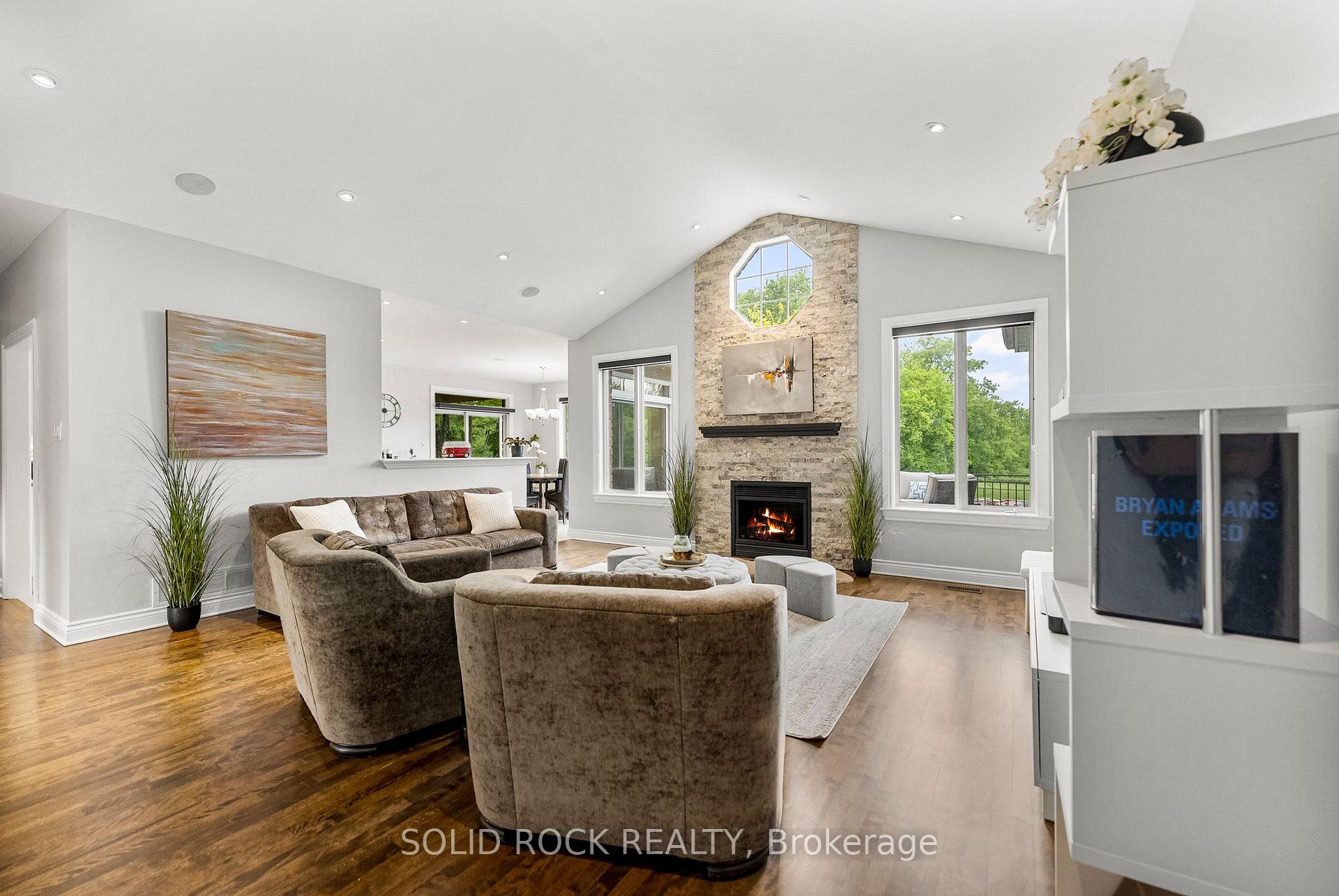 Photo 6 of 6218 Deermeadow Drive, Ottawa, Greely — HOMEH