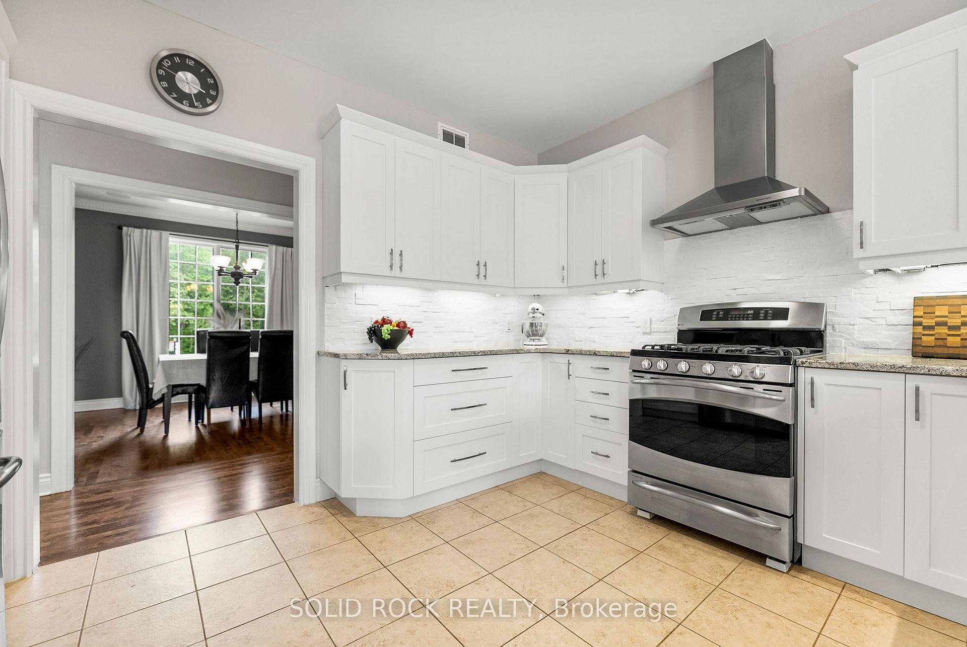 Photo 8 of 6218 Deermeadow Drive, Ottawa, Greely — HOMEH