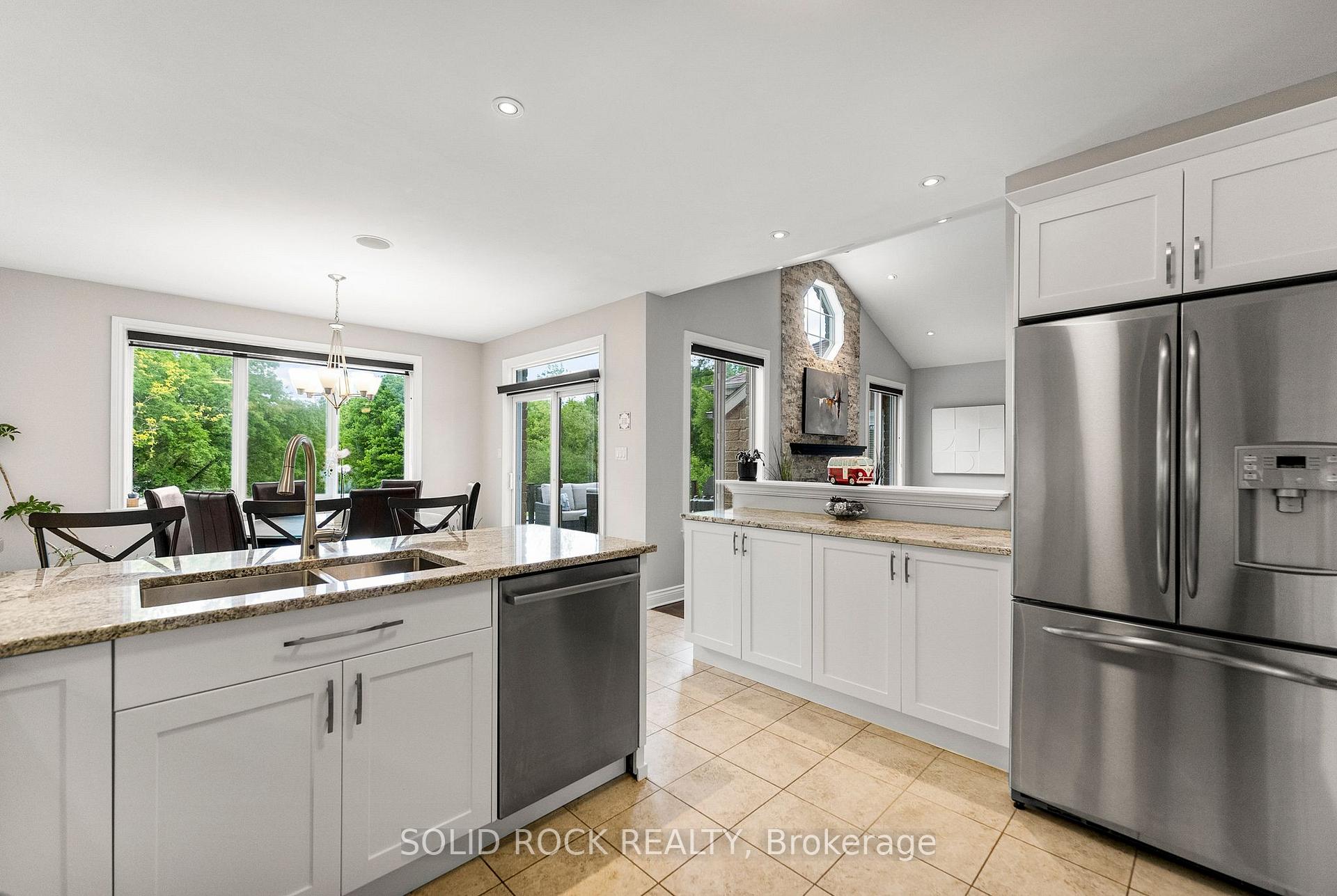 Photo 10 of 6218 Deermeadow Drive, Ottawa, Greely — HOMEH