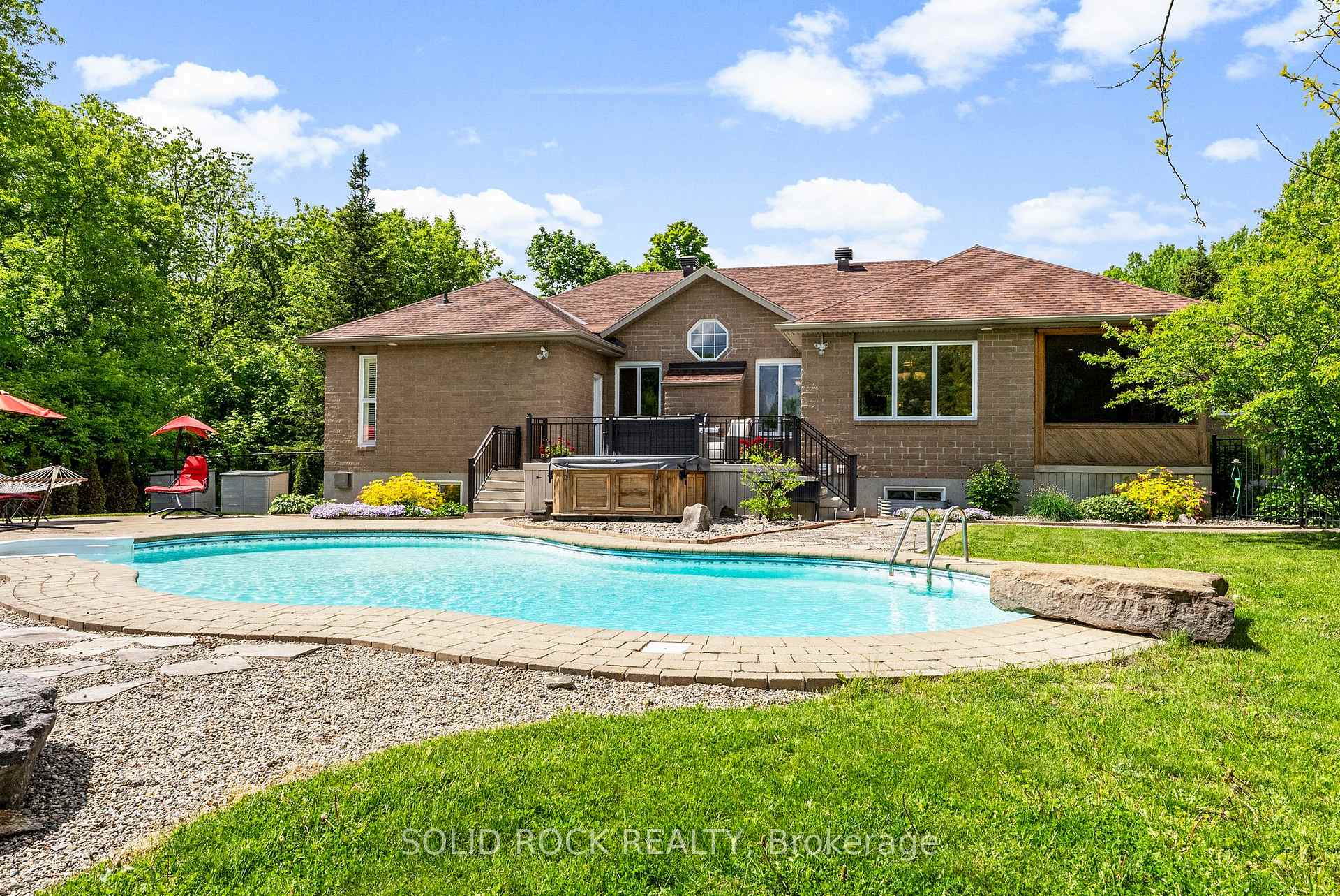 Photo 43 of 6218 Deermeadow Drive, Ottawa, Greely — HOMEH