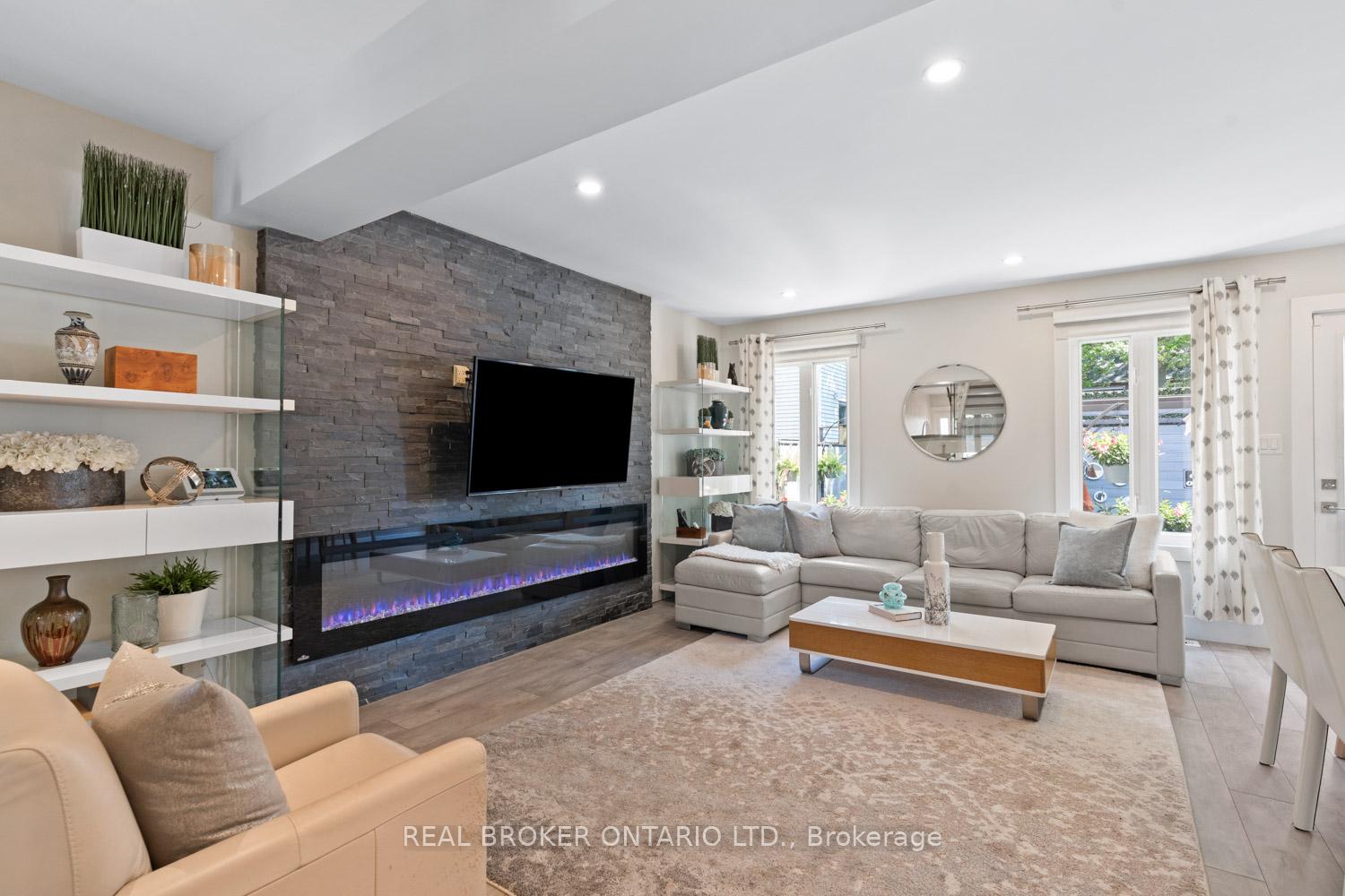 Photo 10 of 1837 Gerrard Street E, Toronto, Woodbine Corridor — HOMEH