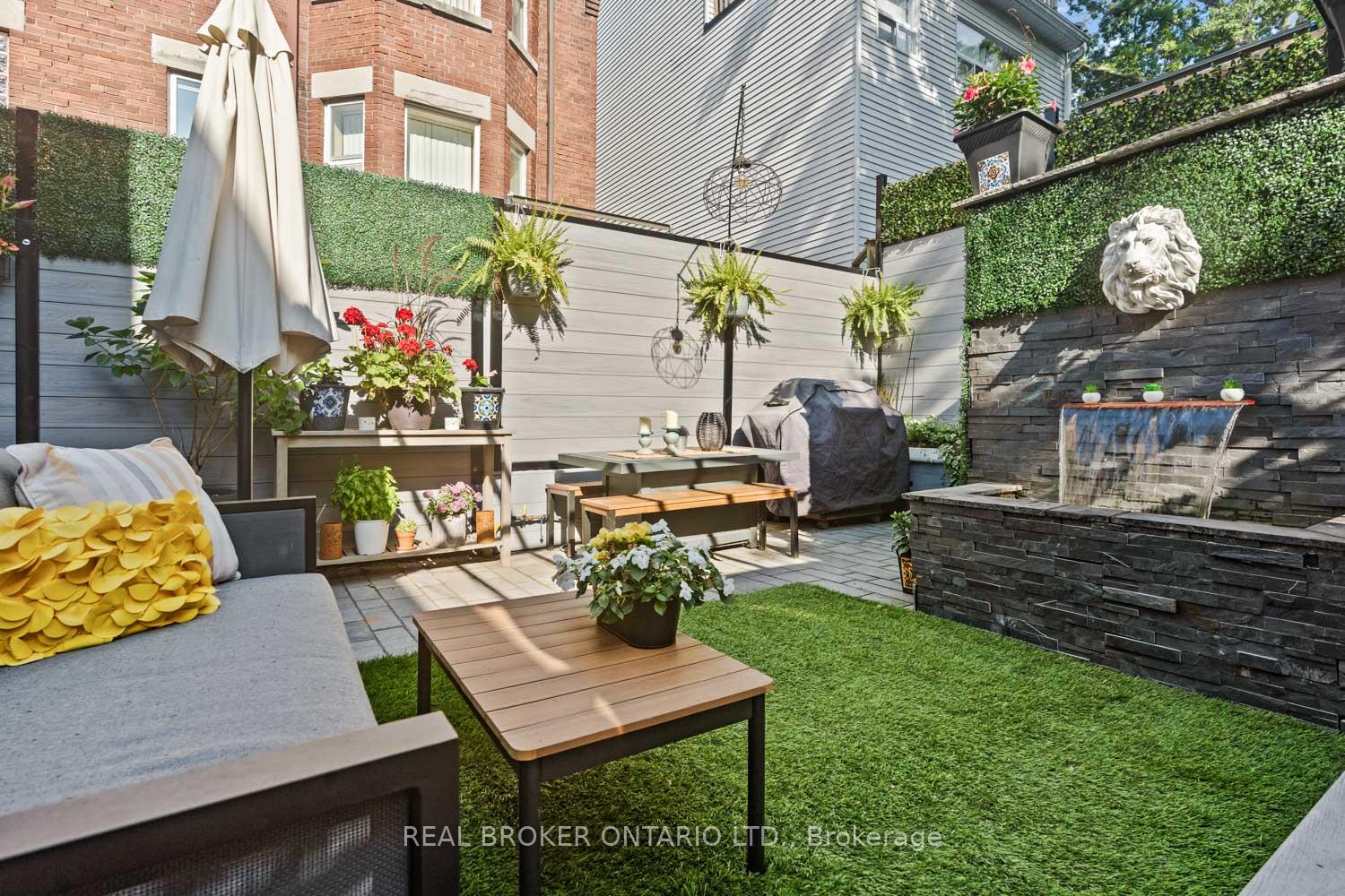 Photo 40 of 1837 Gerrard Street E, Toronto, Woodbine Corridor — HOMEH