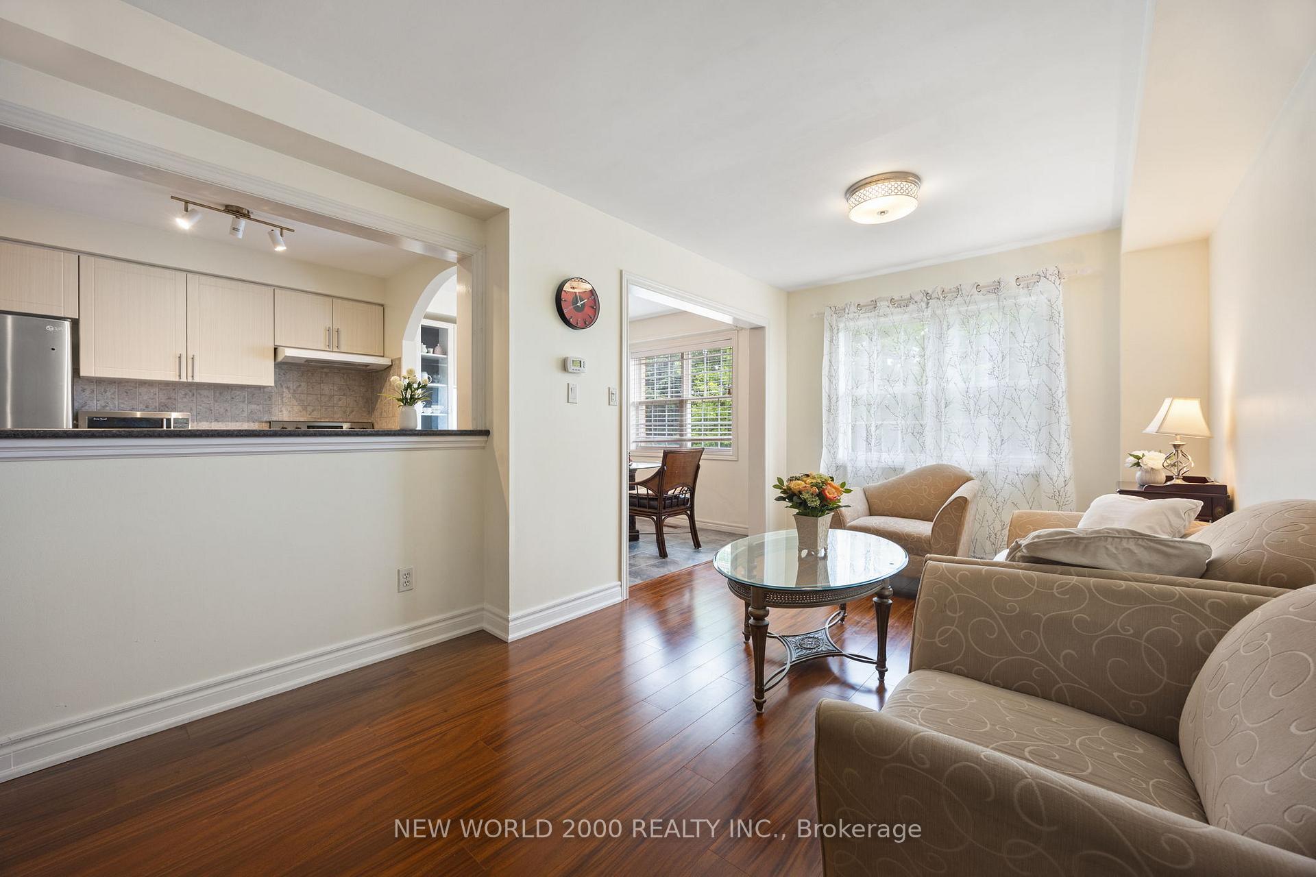 Photo 10 of 22 Hawtin Lane, Aurora, Aurora Grove — HOMEH