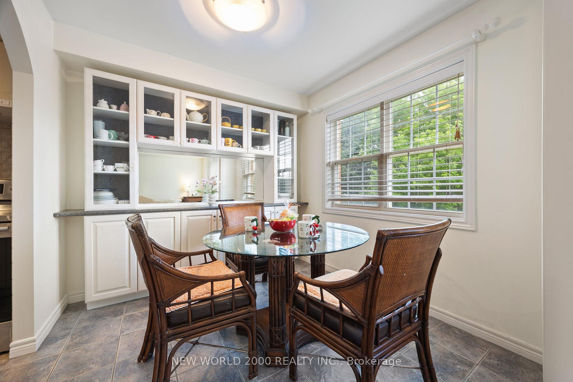 Photo 12 of 22 Hawtin Lane, Aurora, Aurora Grove — HOMEH