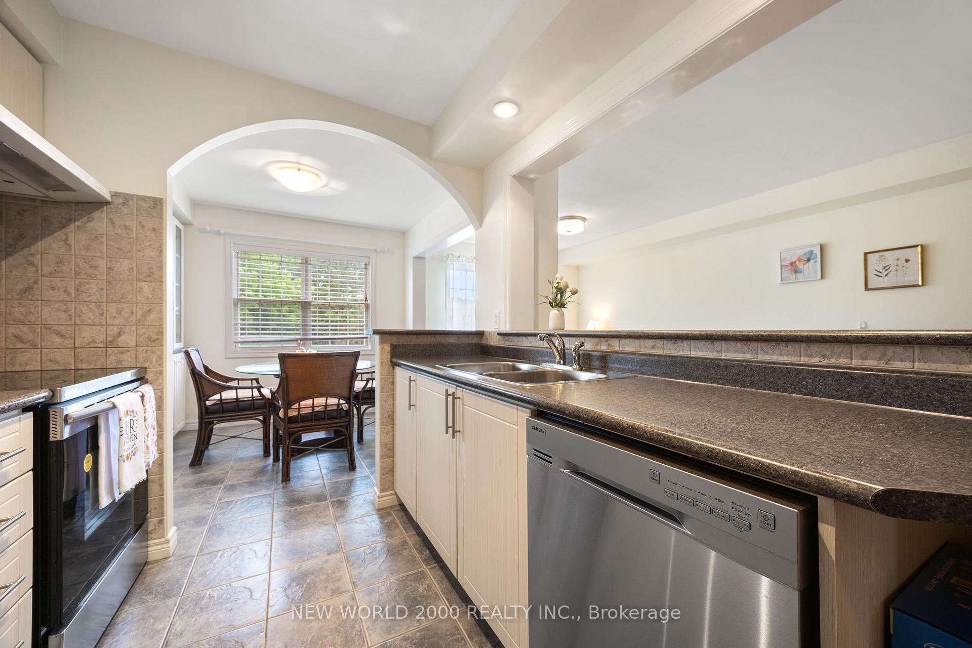 Photo 13 of 22 Hawtin Lane, Aurora, Aurora Grove — HOMEH