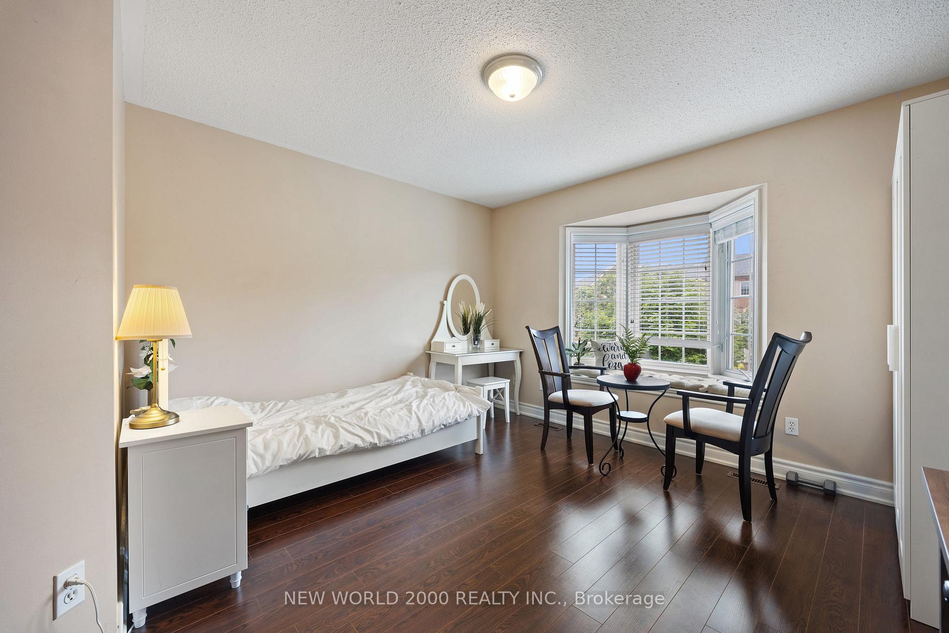 Photo 33 of 22 Hawtin Lane, Aurora, Aurora Grove — HOMEH