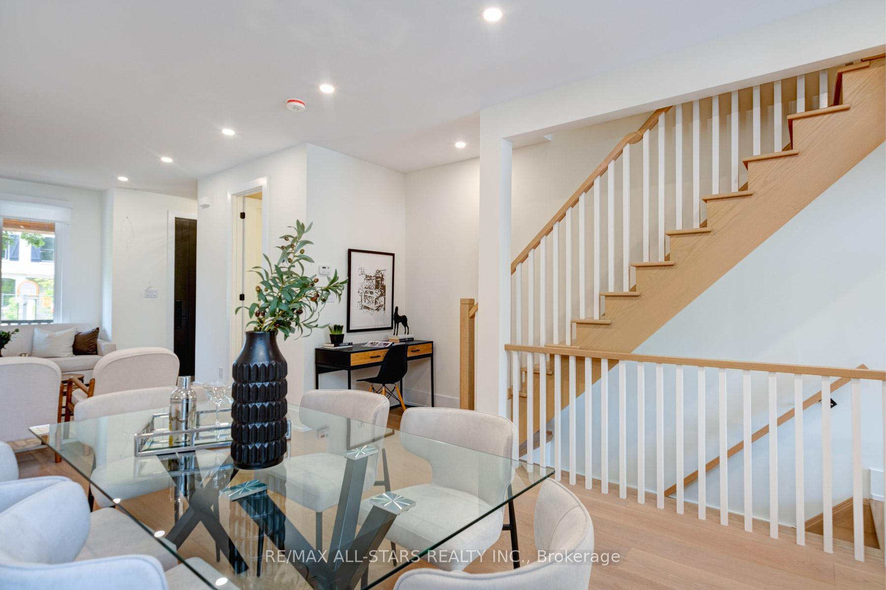 Photo 11 of 5B kimberley Avenue E, Toronto, East End-Danforth — HOMEH