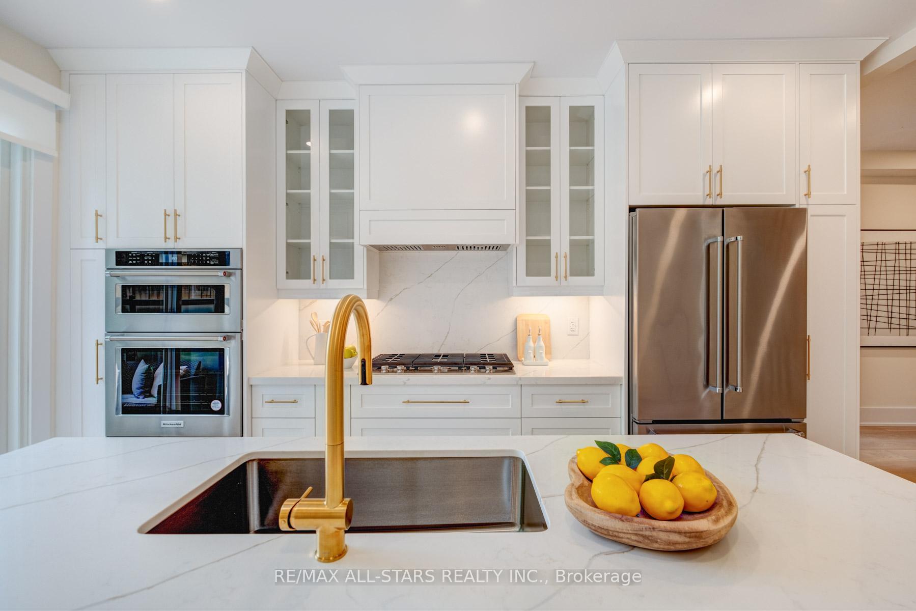 Photo 13 of 5B kimberley Avenue E, Toronto, East End-Danforth — HOMEH