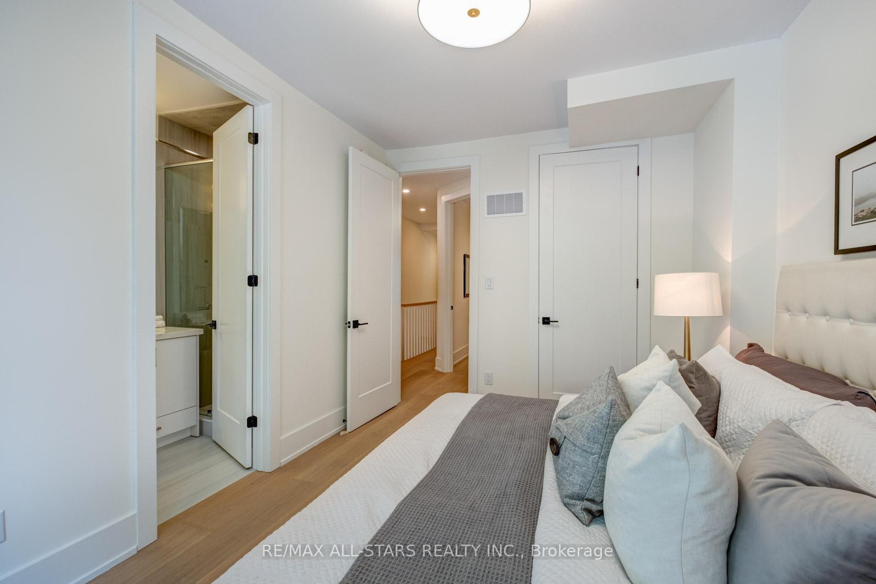 Photo 35 of 5B kimberley Avenue E, Toronto, East End-Danforth — HOMEH