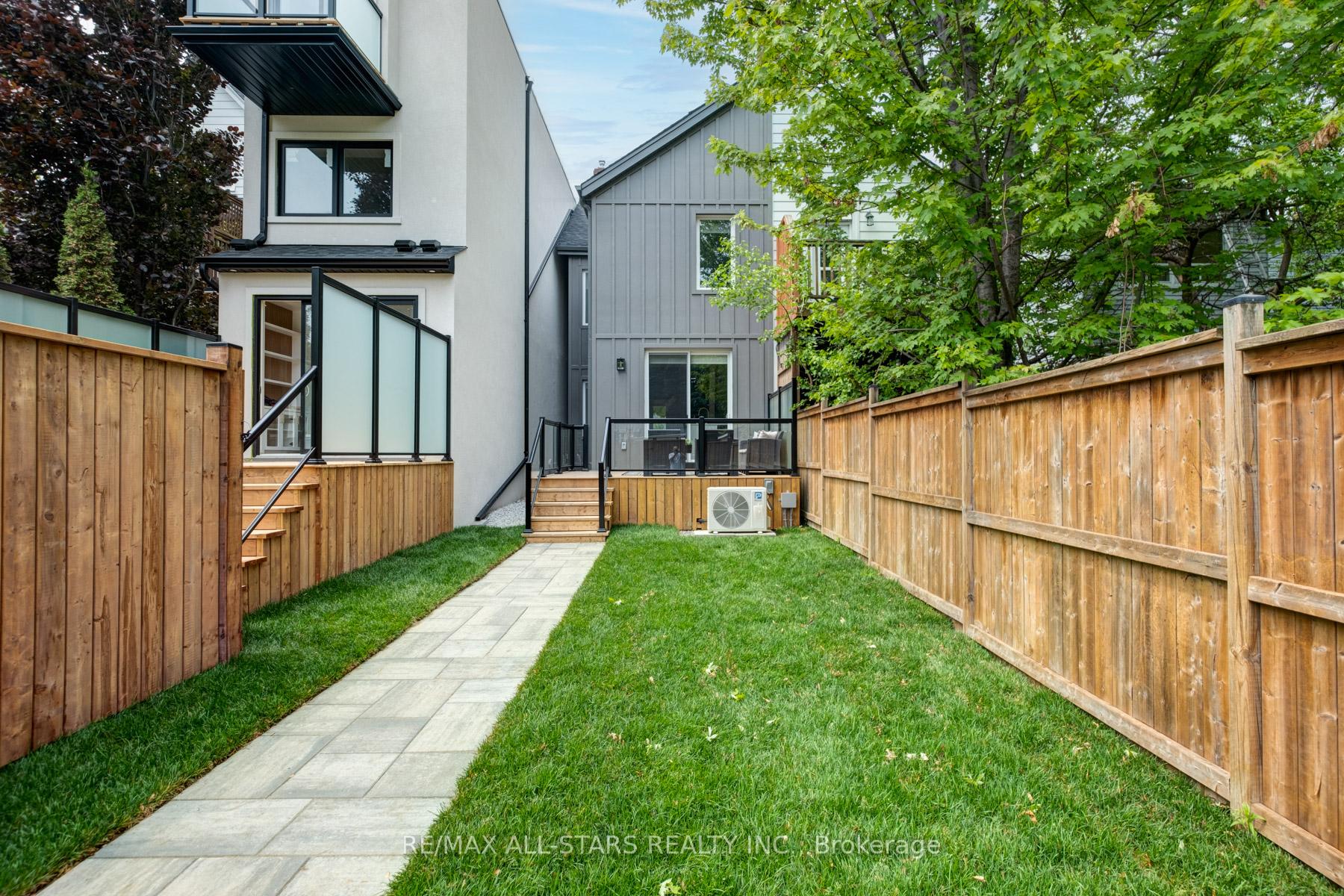 Photo 34 of 5B kimberley Avenue E, Toronto, East End-Danforth — HOMEH