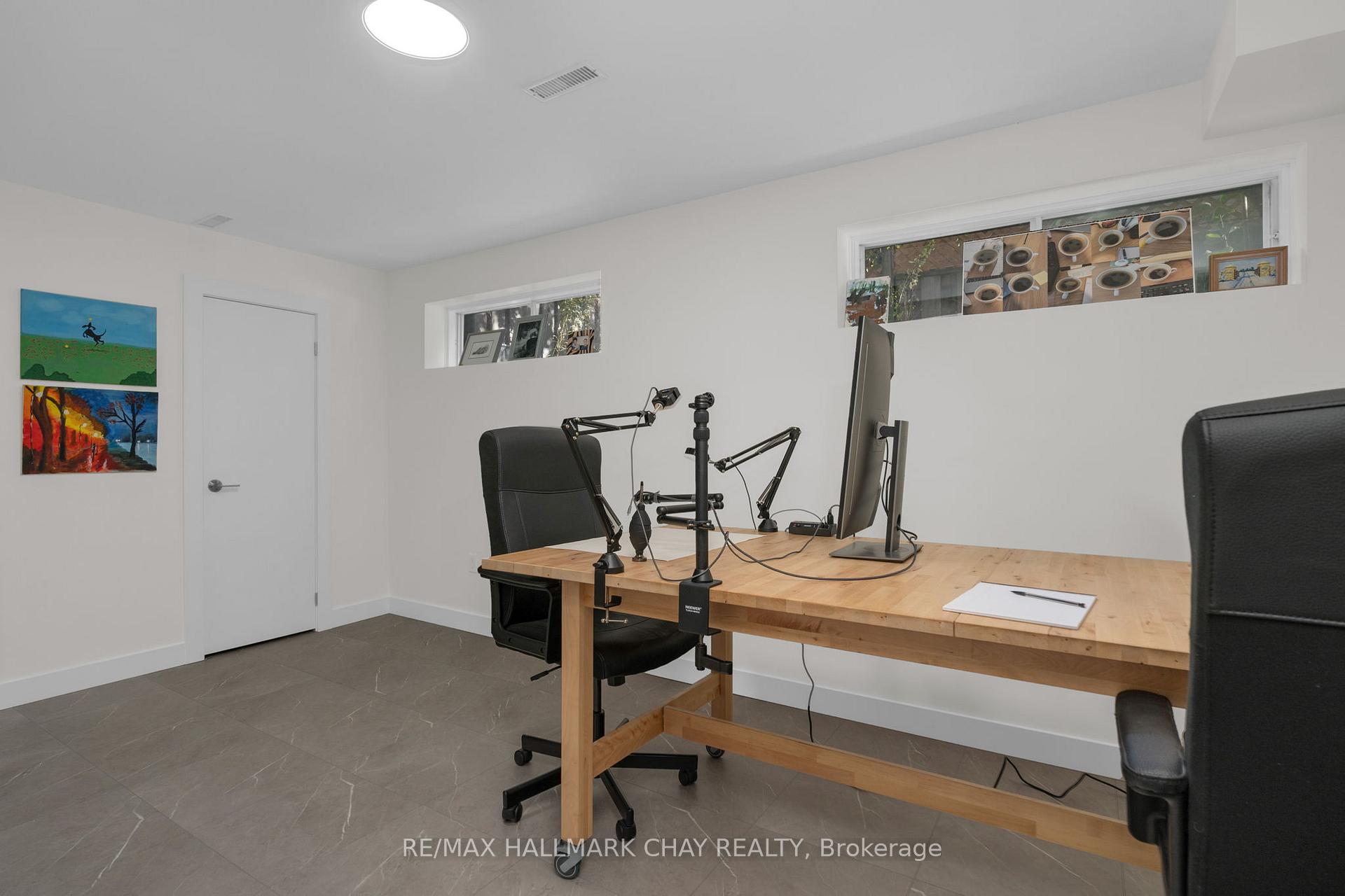 Photo 23 of 30 Valley Drive, Barrie, Sunnidale — HOMEH