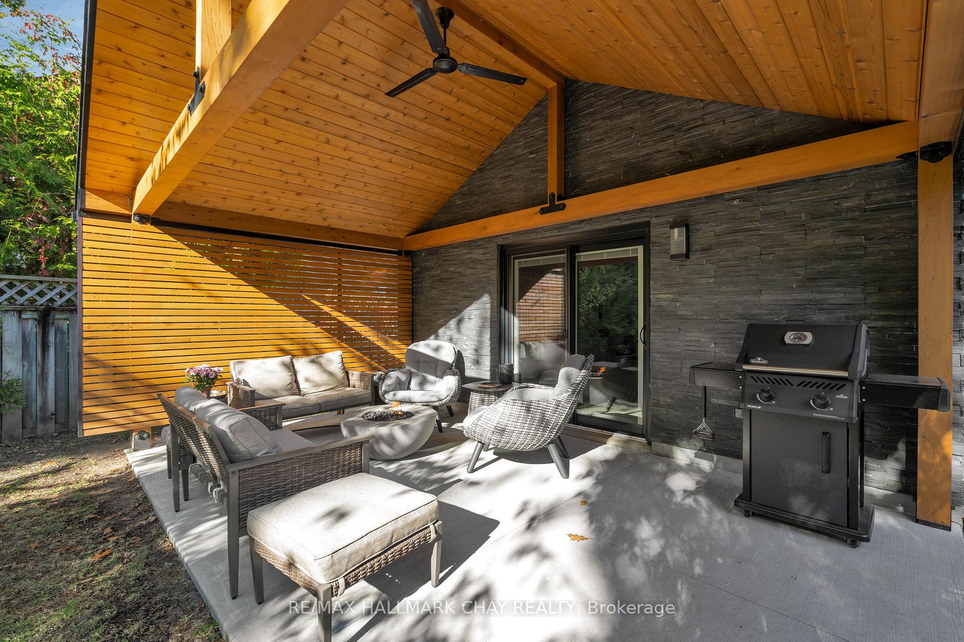 Photo 36 of 30 Valley Drive, Barrie, Sunnidale — HOMEH