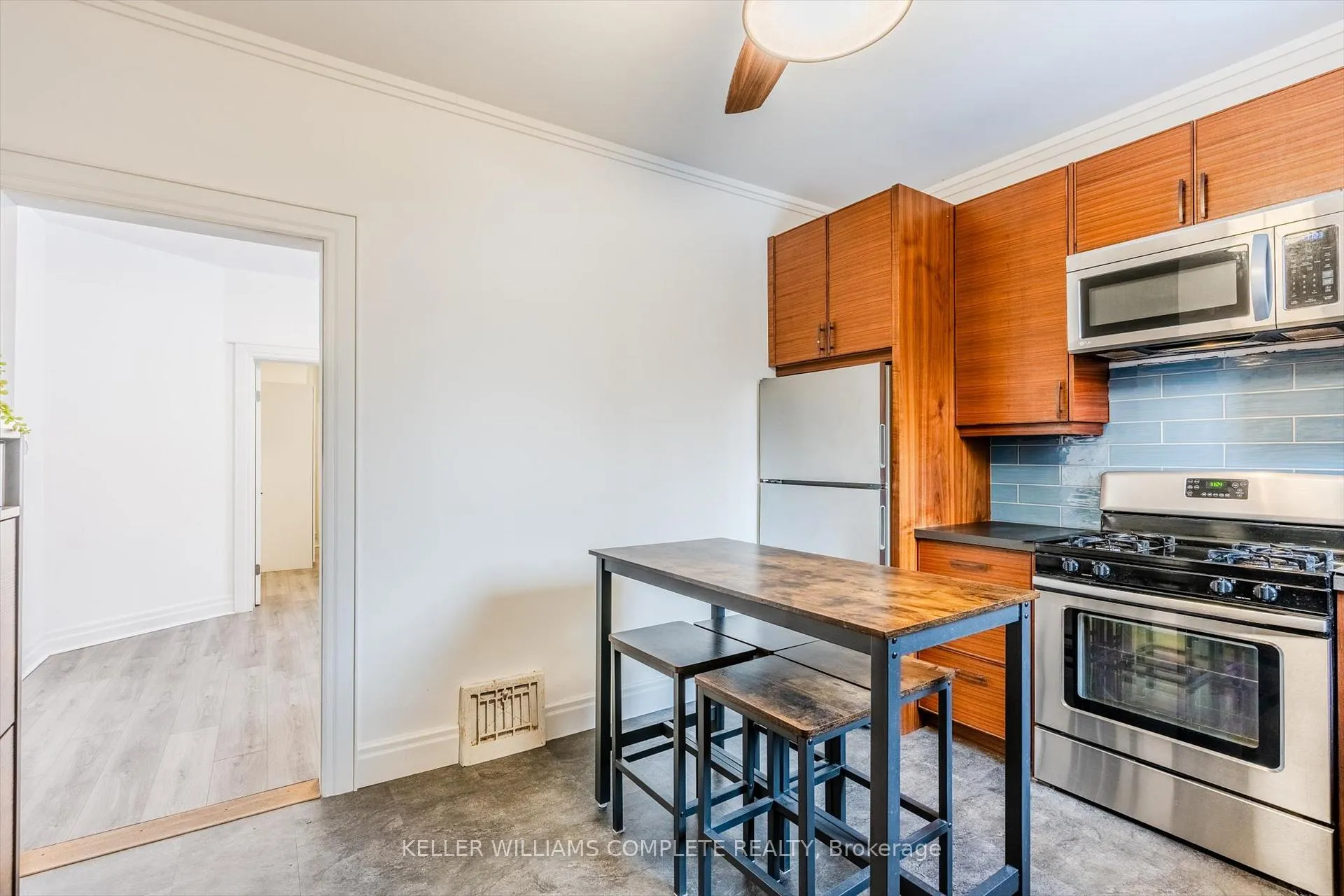 Photo 7 of Unit MAIN, 9 Stirton Street, Hamilton, Gibson — HOMEH