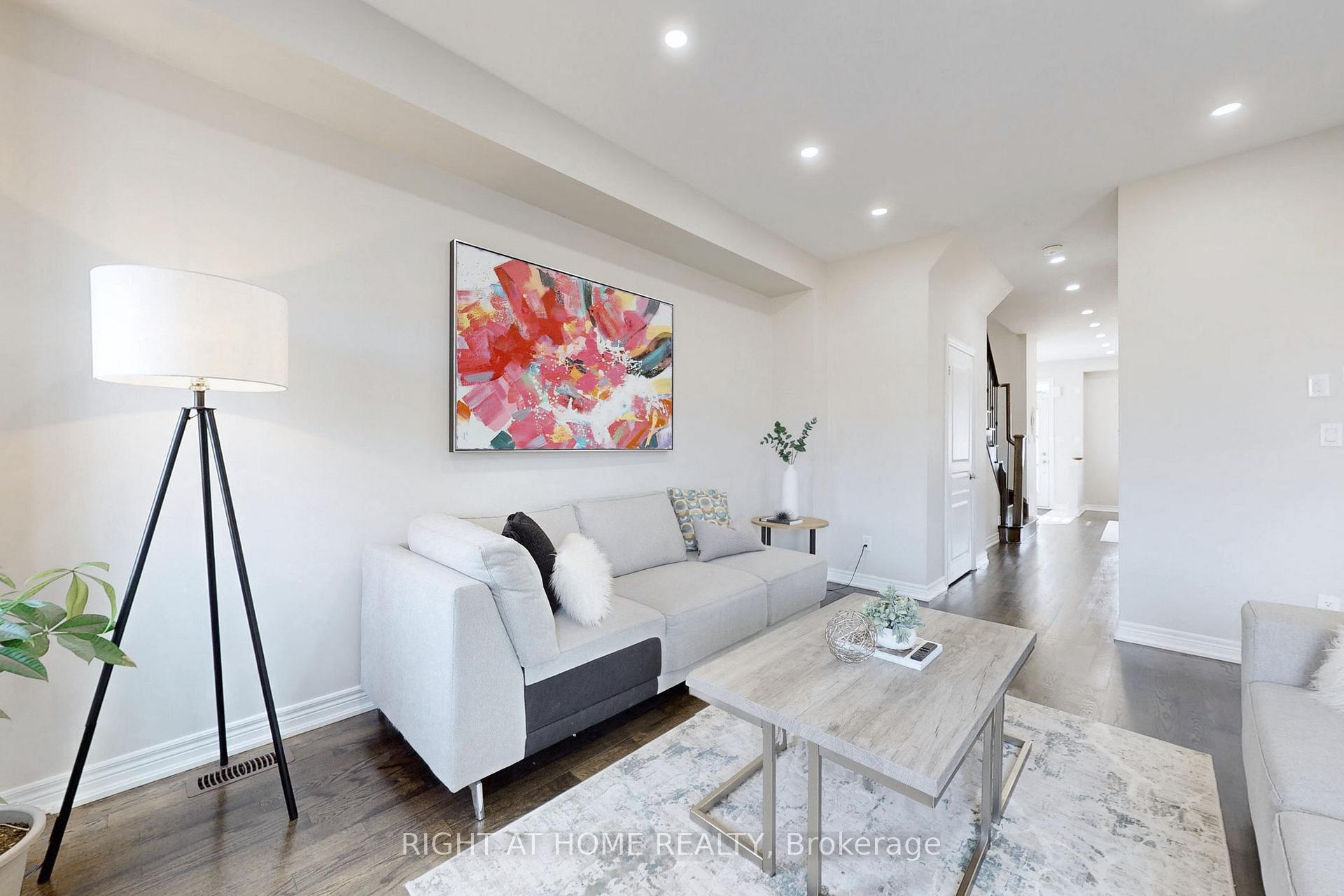 Photo 9 of 79 Mccurdy Drive, New Tecumseth, Tottenham — HOMEH