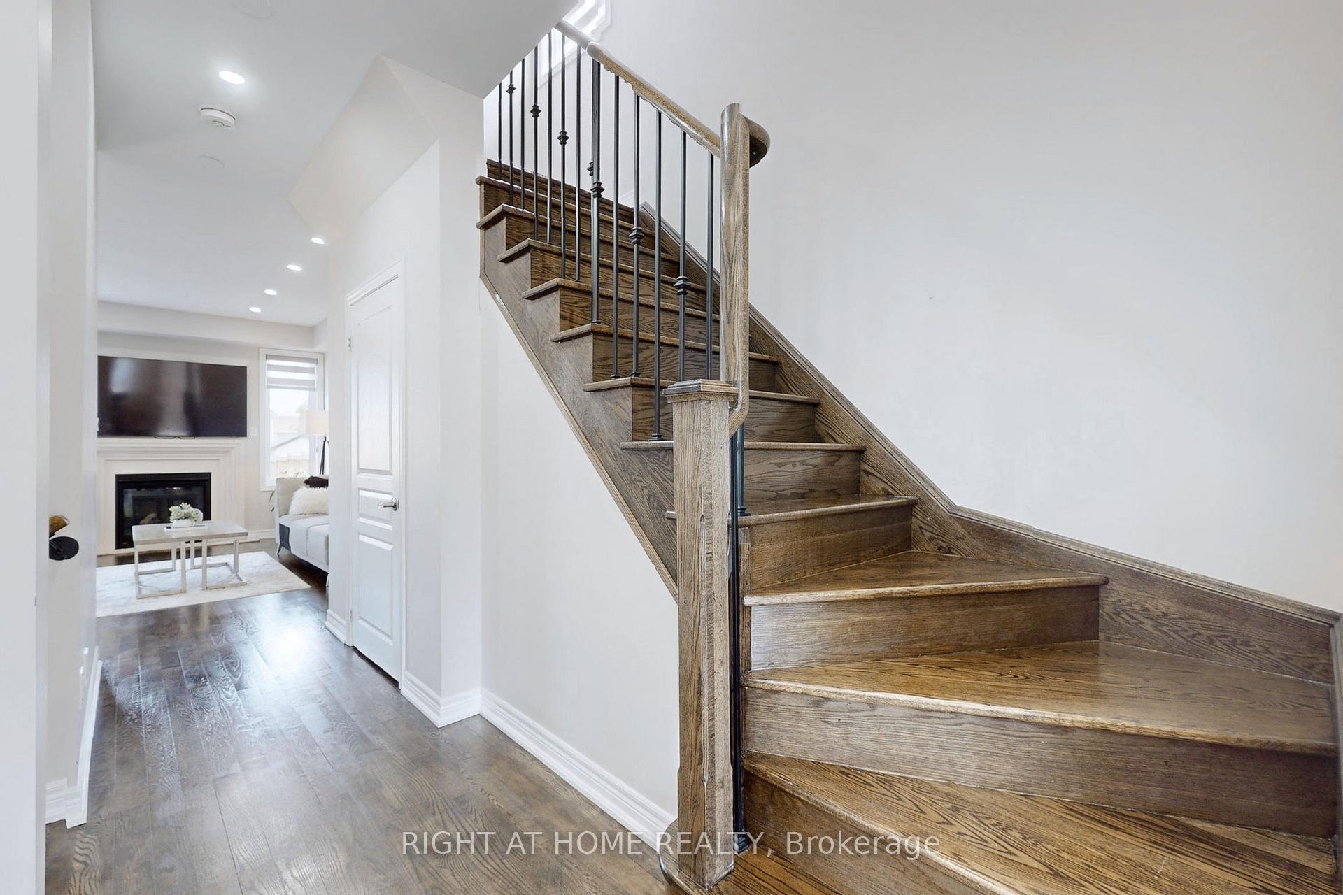 Photo 33 of 79 Mccurdy Drive, New Tecumseth, Tottenham — HOMEH