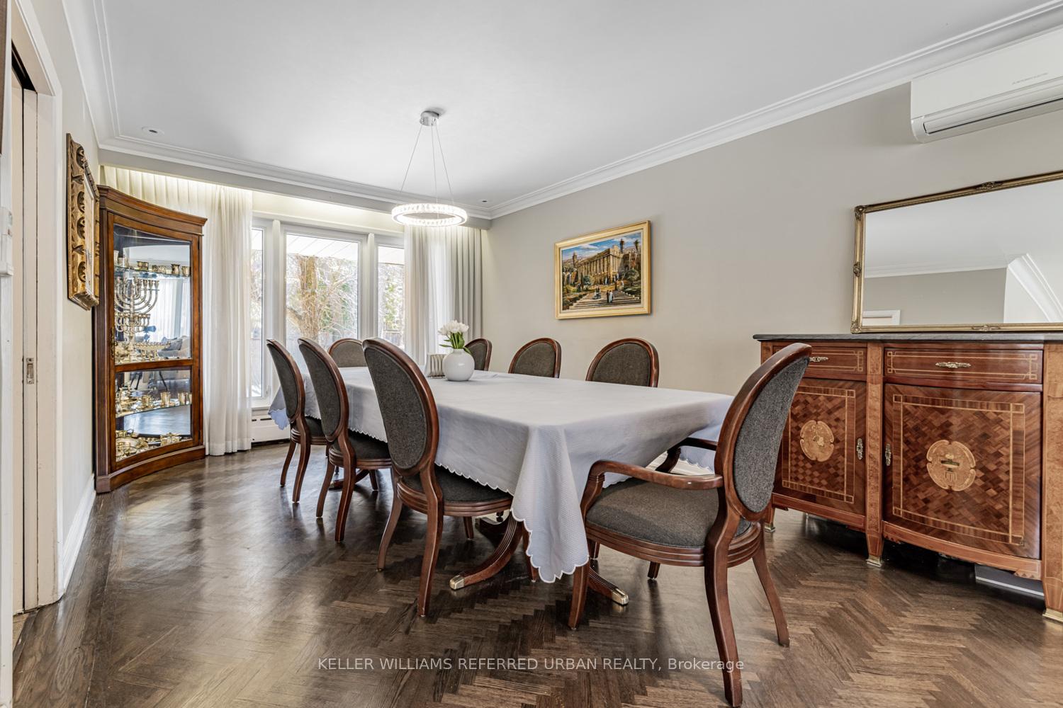 Photo 11 of 7 Stormont Avenue, Toronto, Englemount-Lawrence — HOMEH